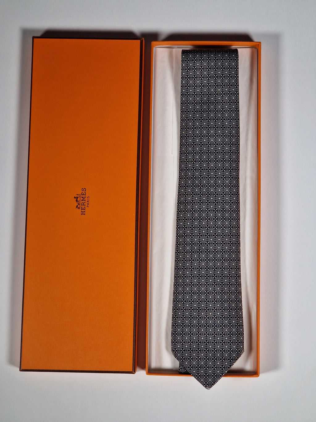 Hermès silk tie black and white Barcode pattern 645751 IA with box