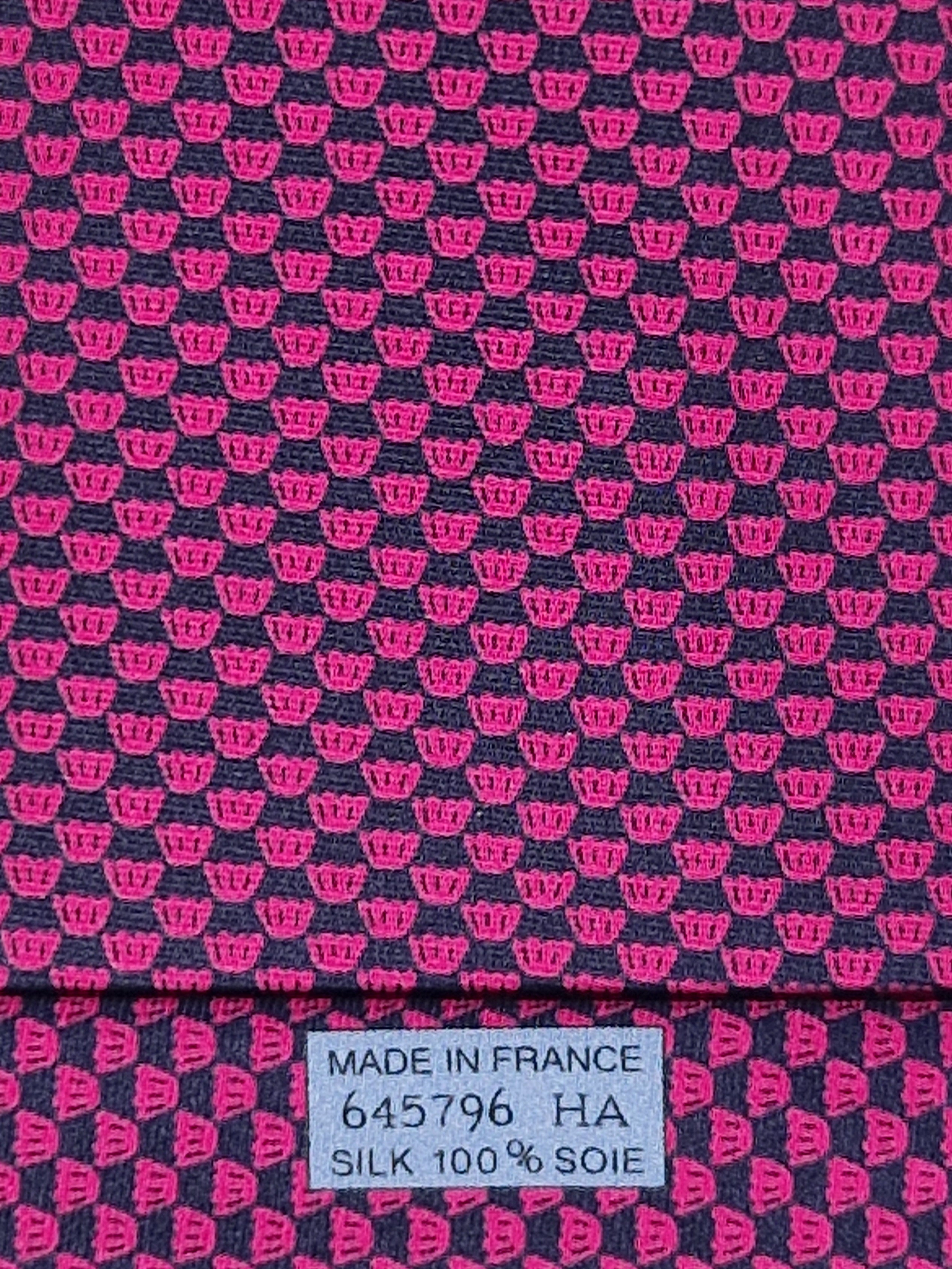 Hermès silk tie Black and mangenta cupcakes Hermès 645796 HA