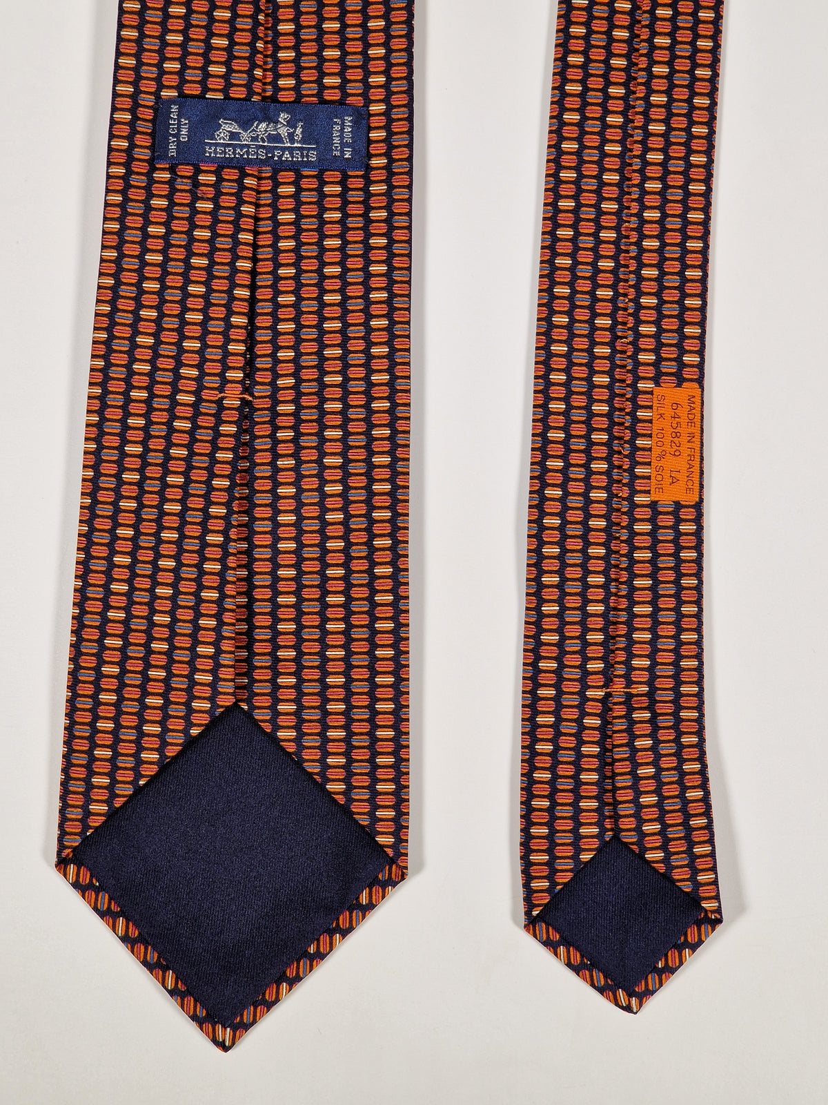645829 Hermès tie black whimsical macarons 645829 IA