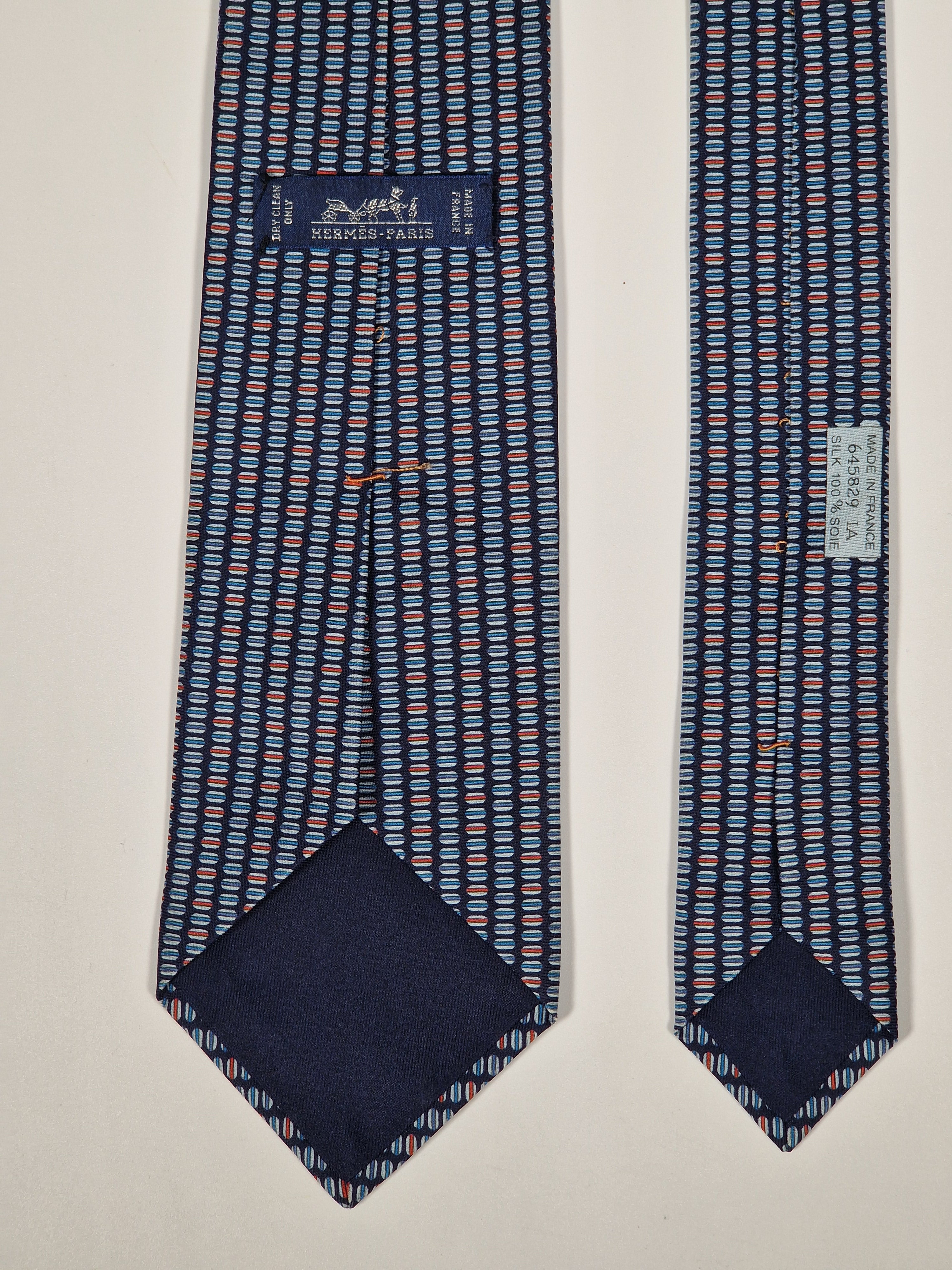 Hermès silk tie blu macarons whimsical pattern 645829 IA