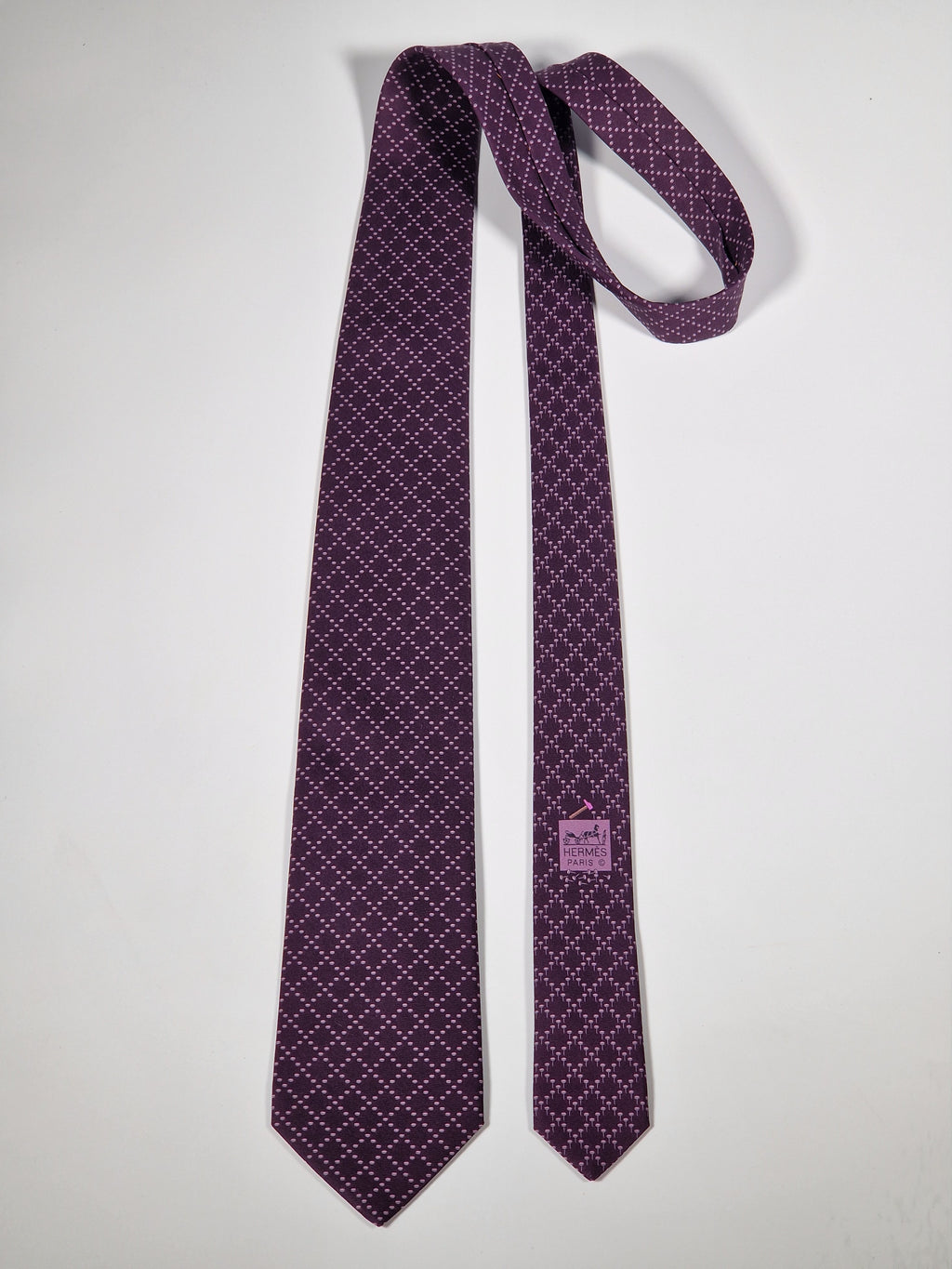 645931 Hermès tie burgundy nails pattern 645931 TA