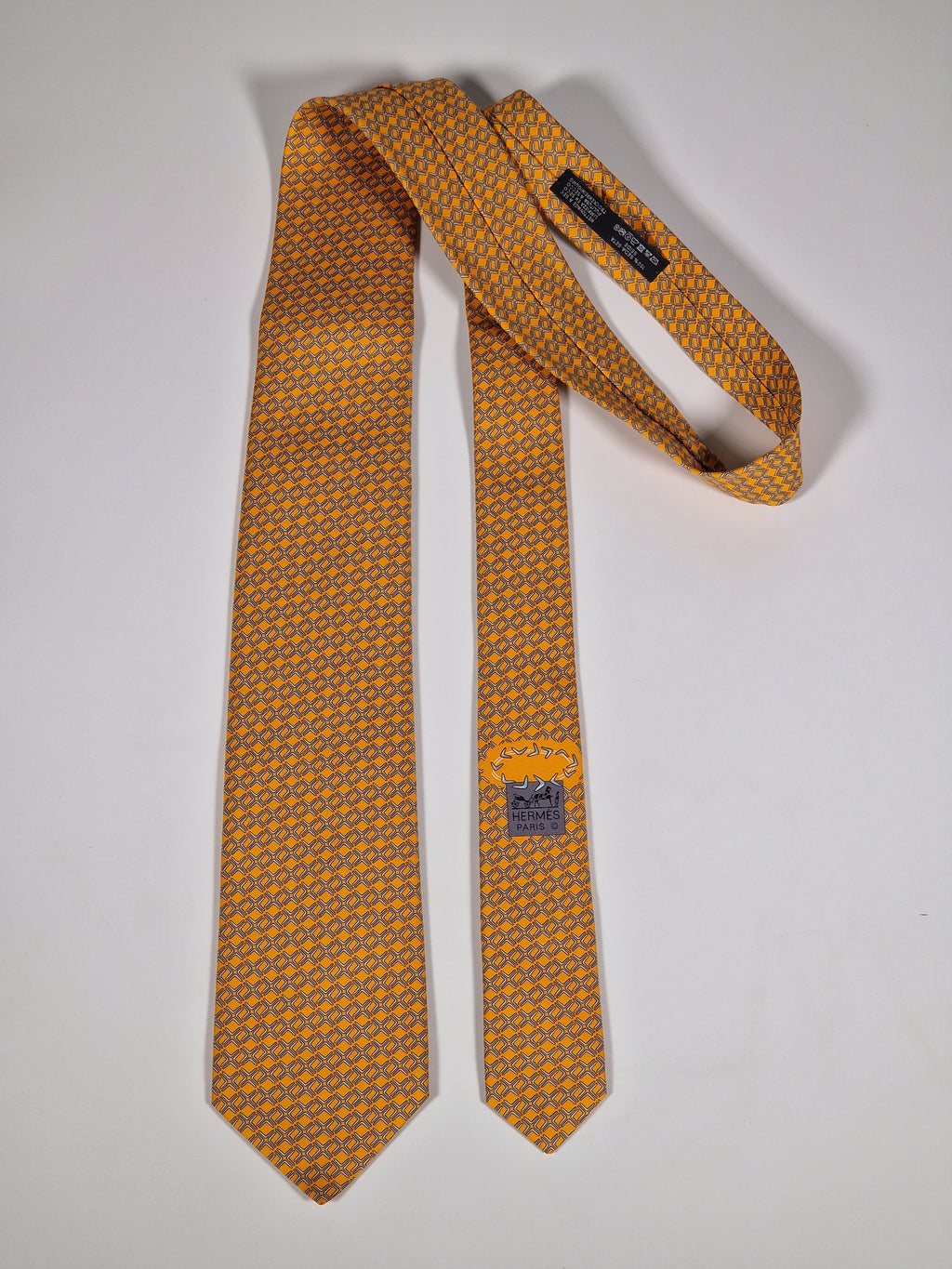 646060 Hermès tie orange boomerang pattern 646060 OA with box