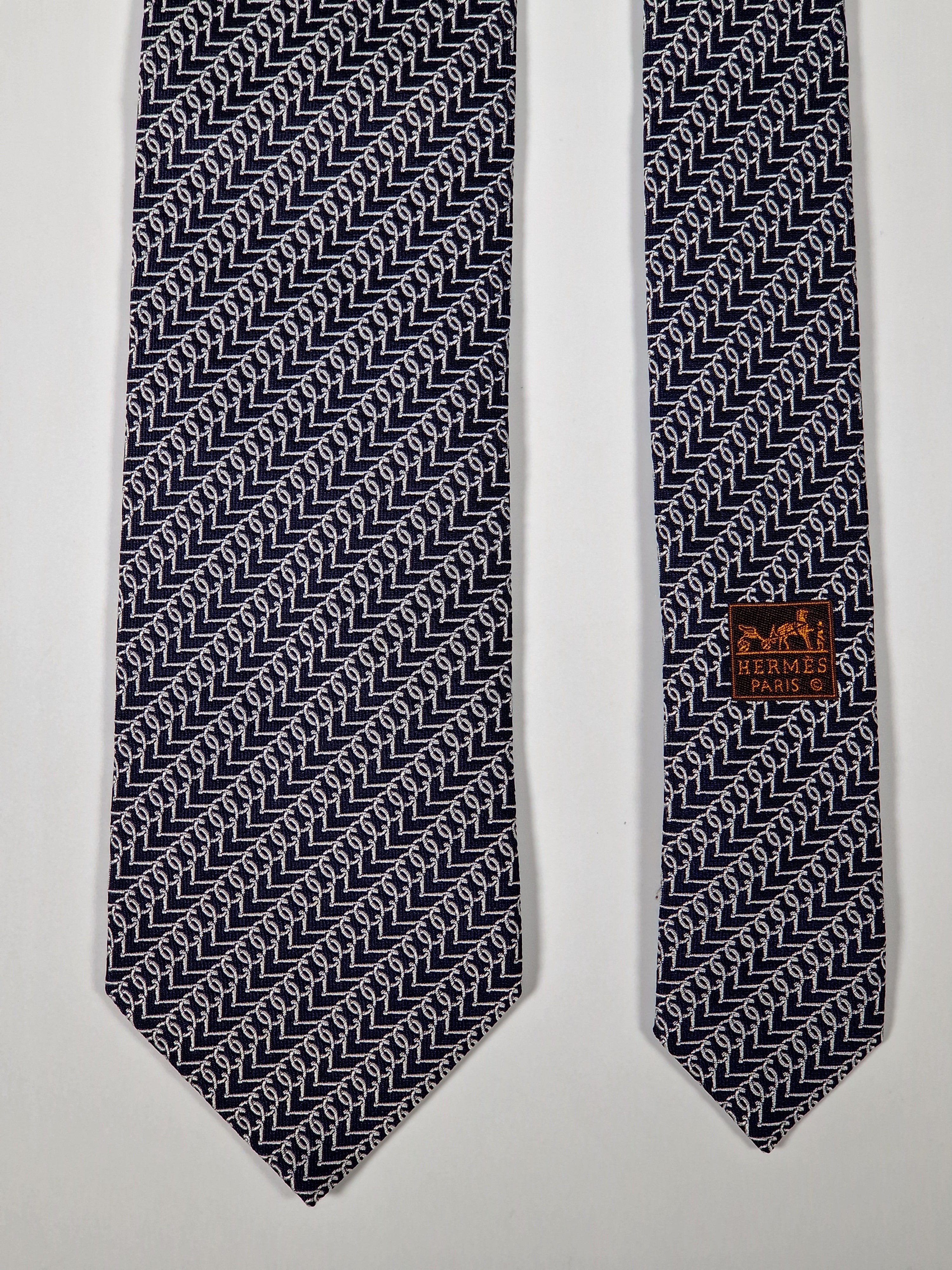 Hermès jaquard silk tie blacj equestrian pattern 655262 T