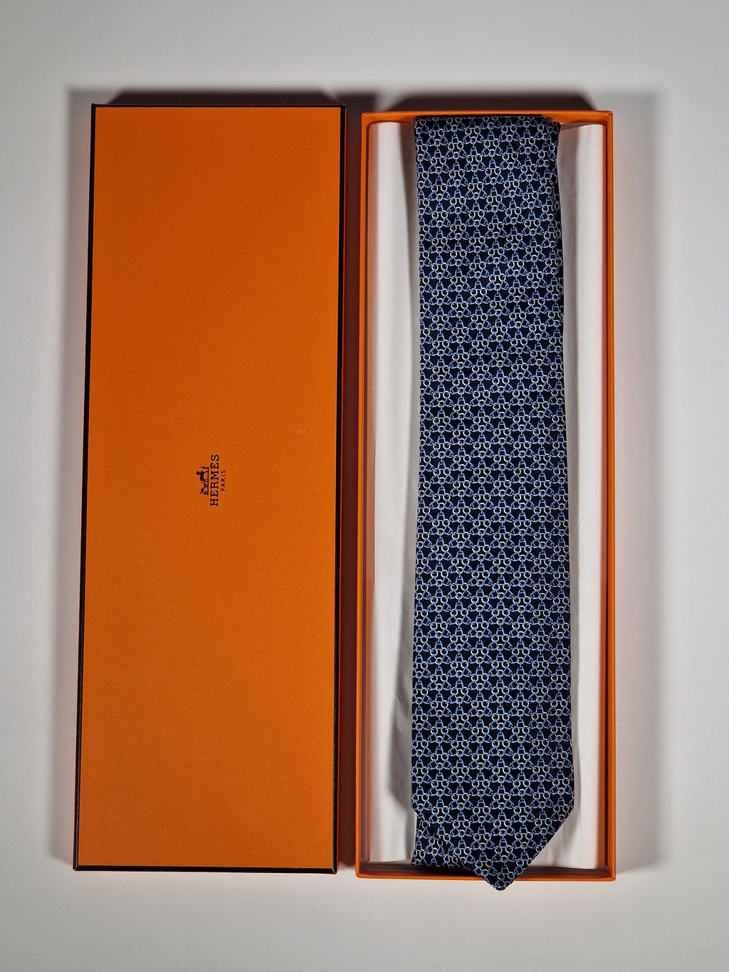 Hermès jaquard silk tie blue equestrian pattern 655742 T with box