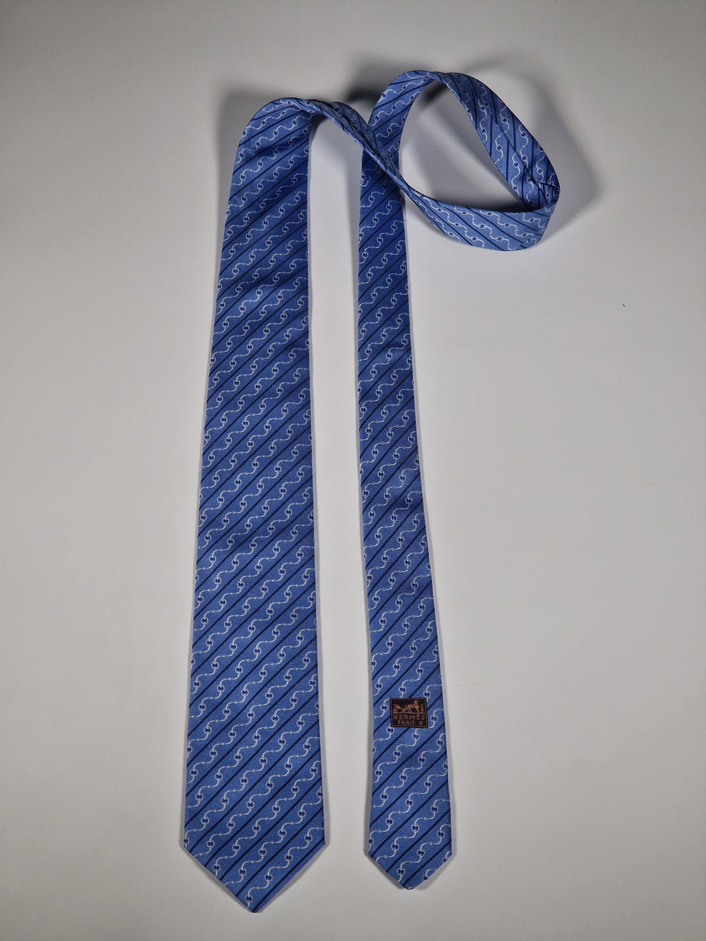 Hermès jacquard silk tie blue equestrian pattern 655832 T