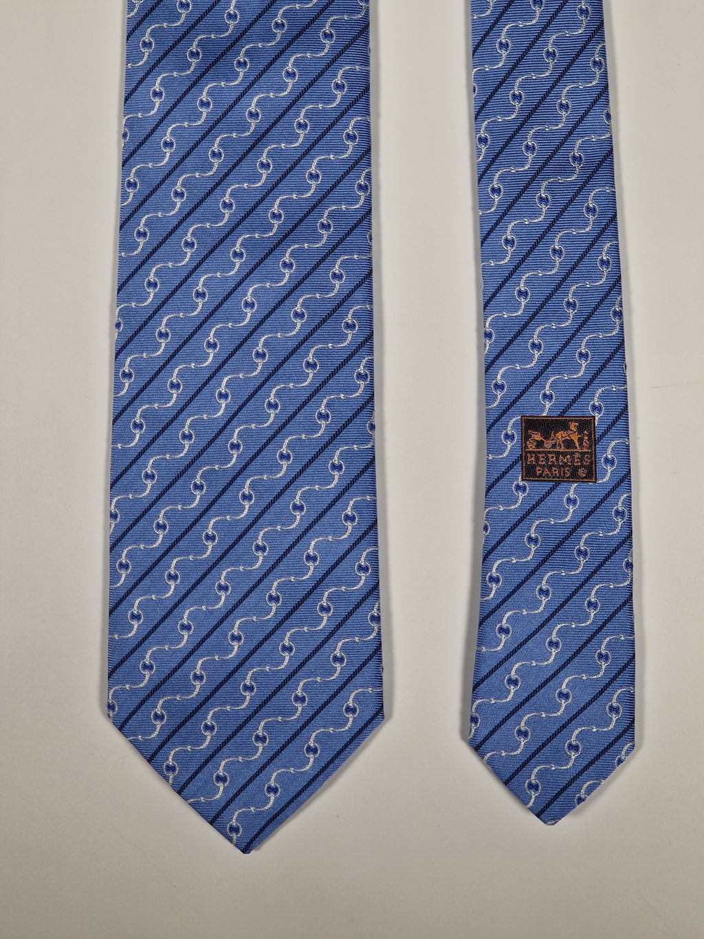 Hermès jacquard silk tie blue equestrian pattern 655832 T