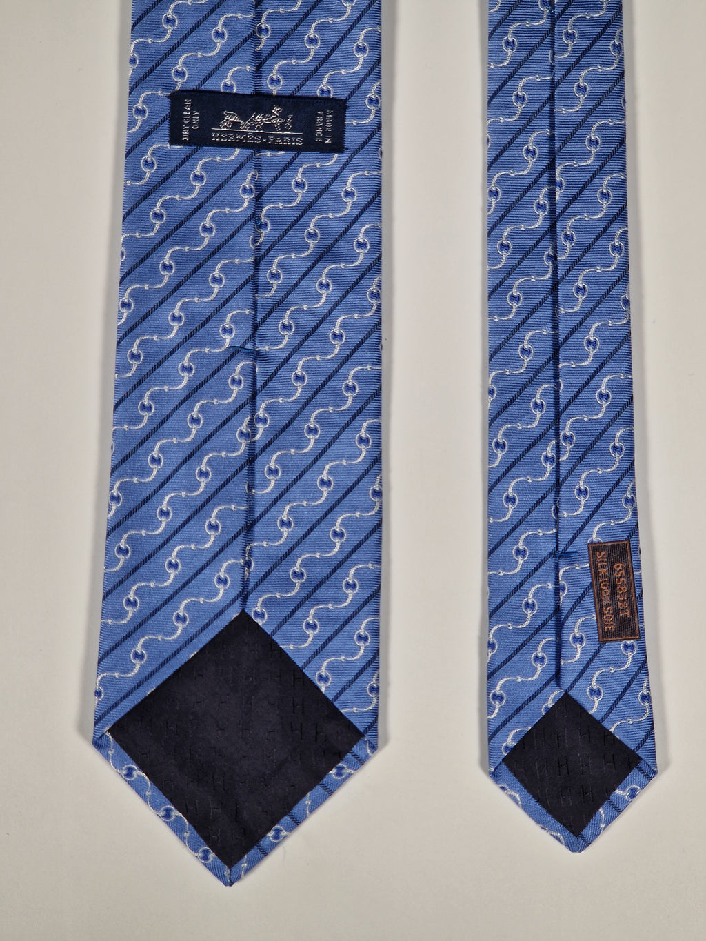 Hermès jacquard silk tie blue equestrian pattern 655832 T