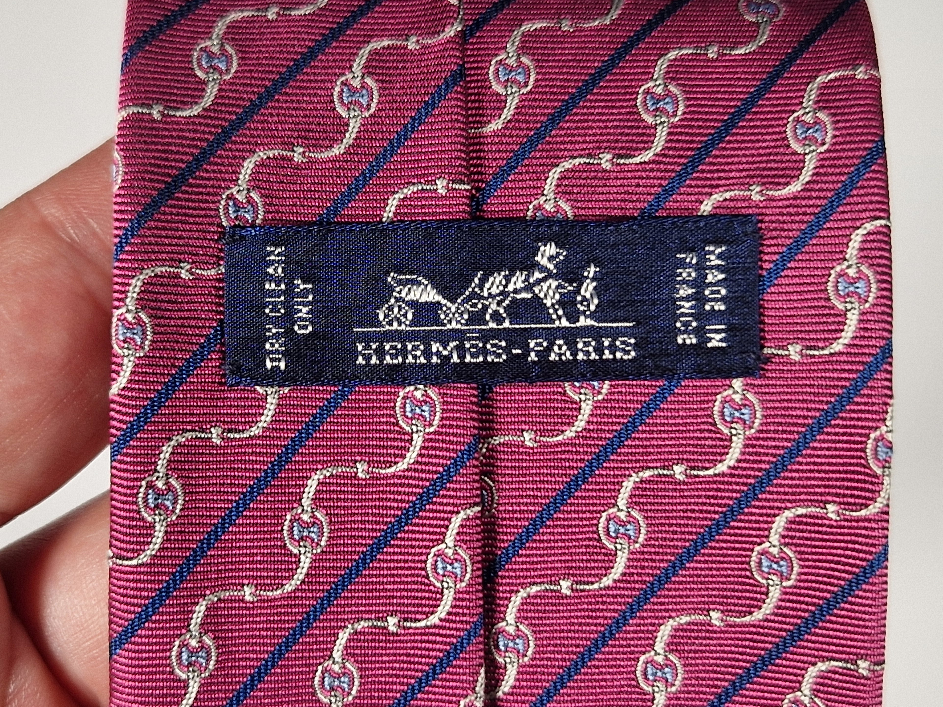 Hermès jacquard silk tie pink equestrian pattern 655832 T