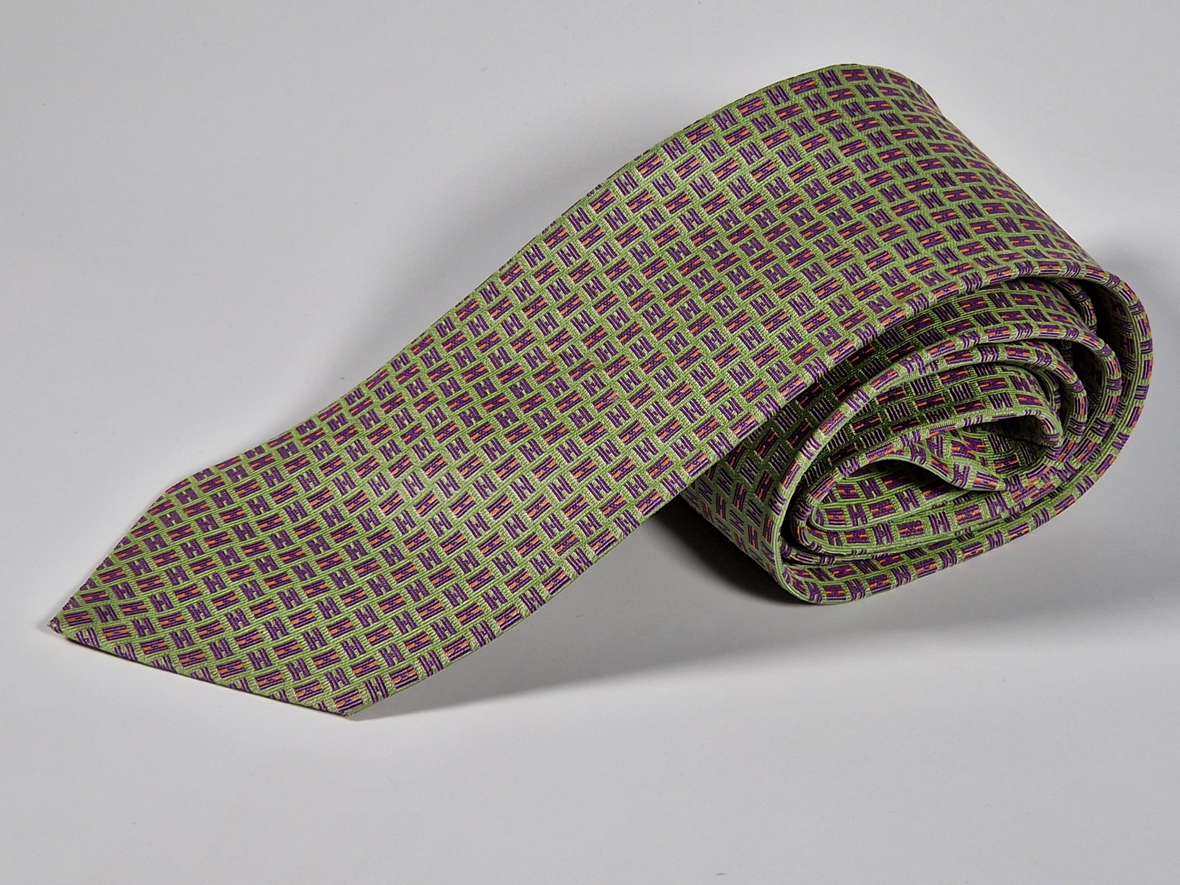 Hermès silk jaquard tie green purple H pattern 659075 T