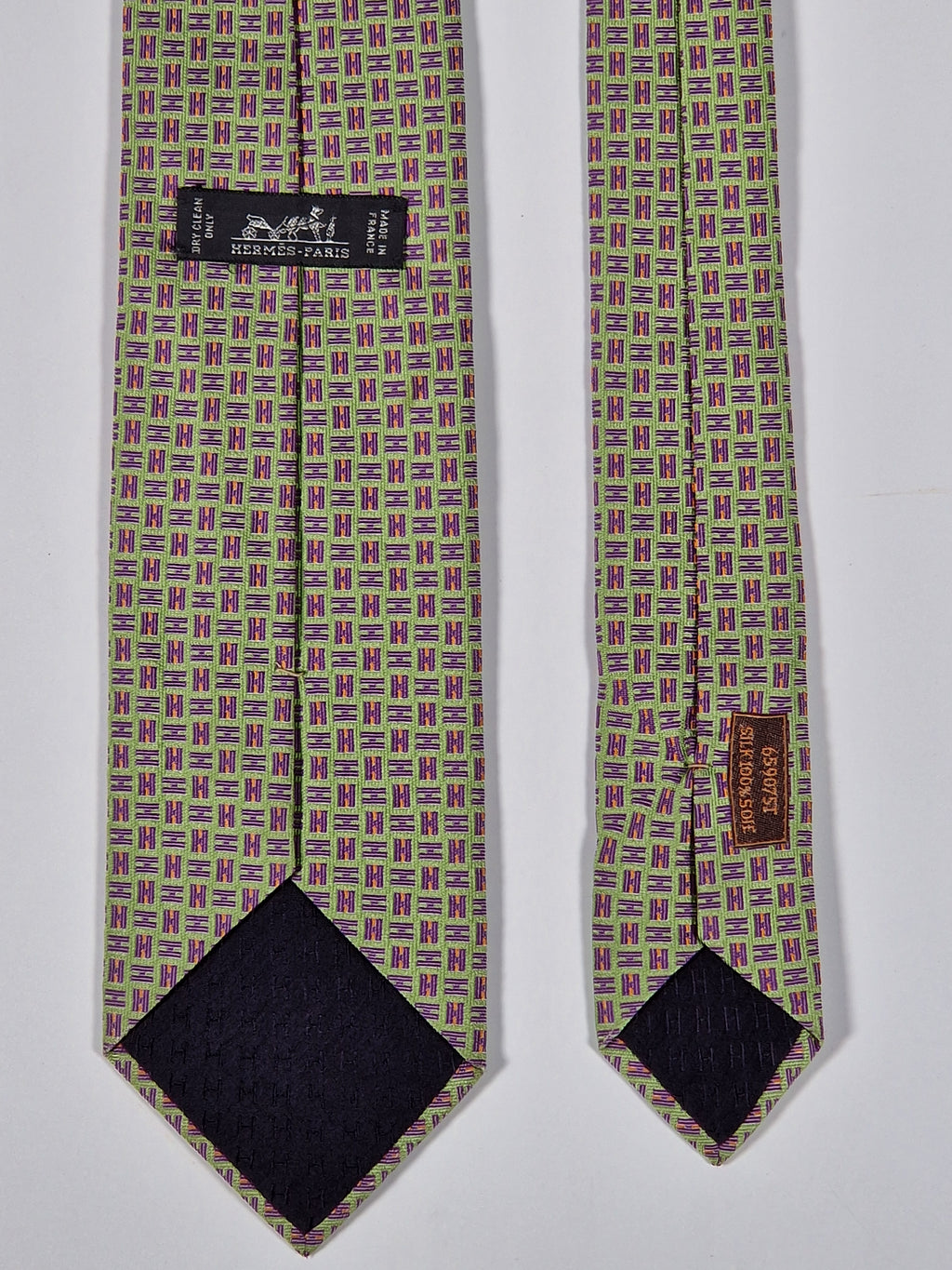 Hermès silk jaquard tie green purple H pattern 659075 T