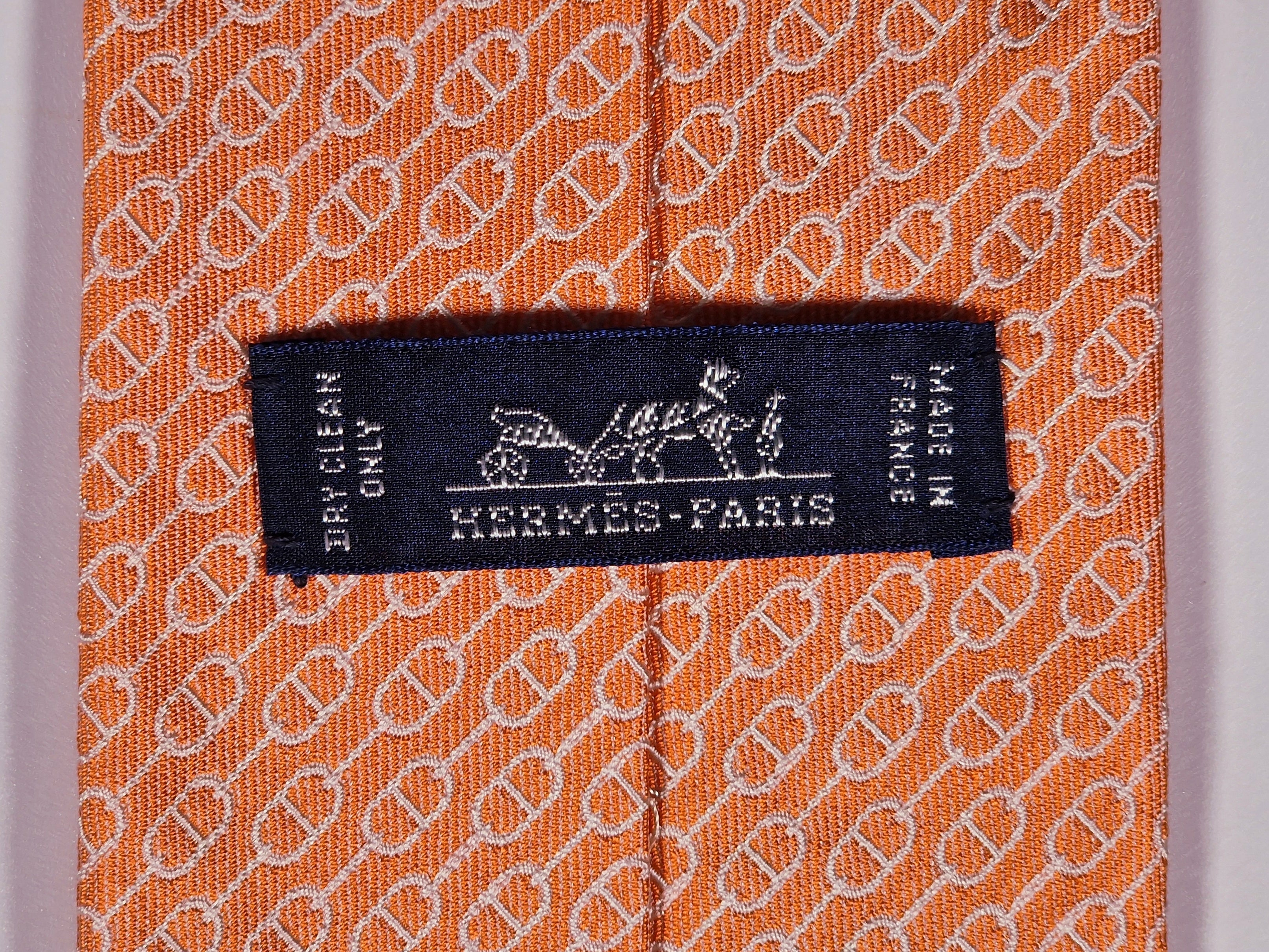 Hermès silk tie apricot chain pattern 659144 T