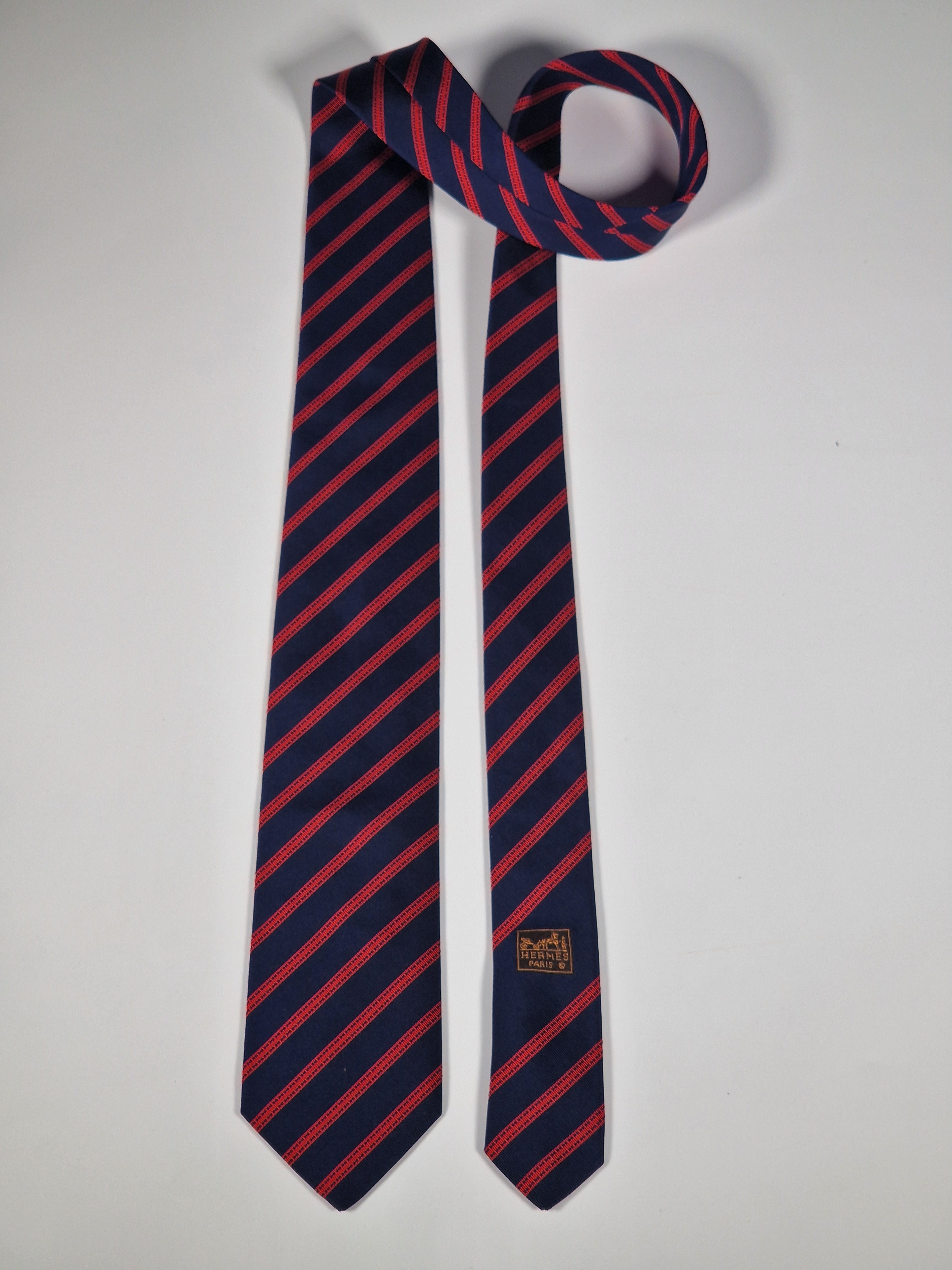 Hermès jacquard silk tie blue red striped 659192 T