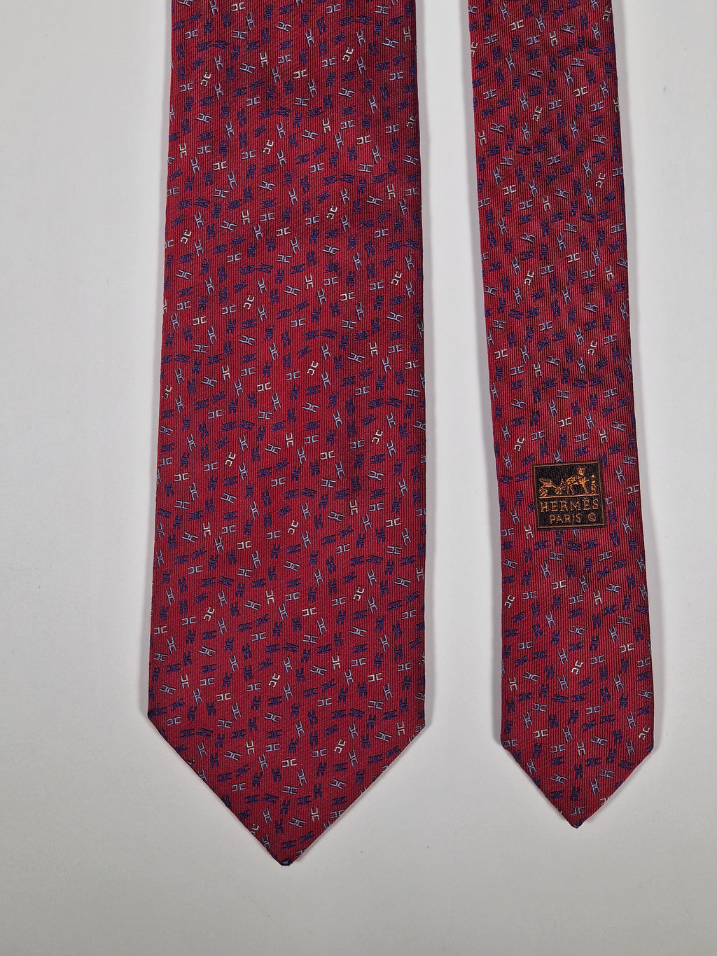 Hermès jacquard silk tie red H pattern 659194 T