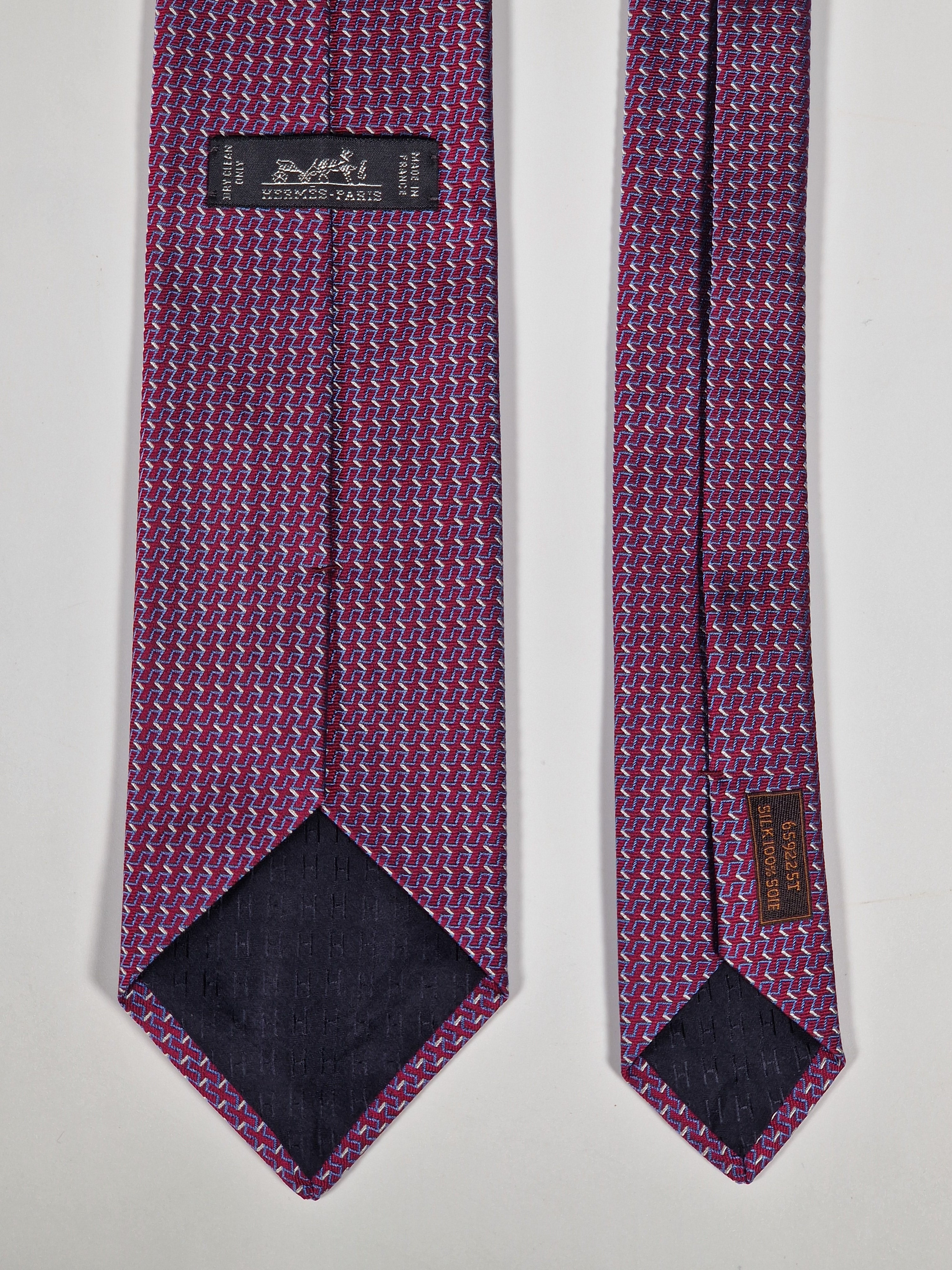 Hermès jacquard silk tie red H pattern 659225 T