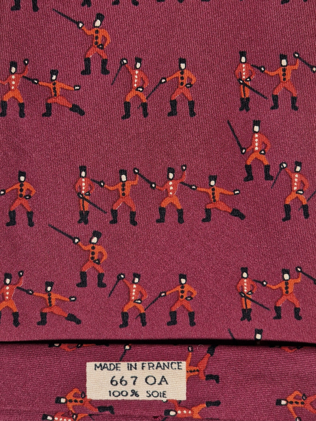 000667 Hermès tie burgundy fencing pattern 667 OA