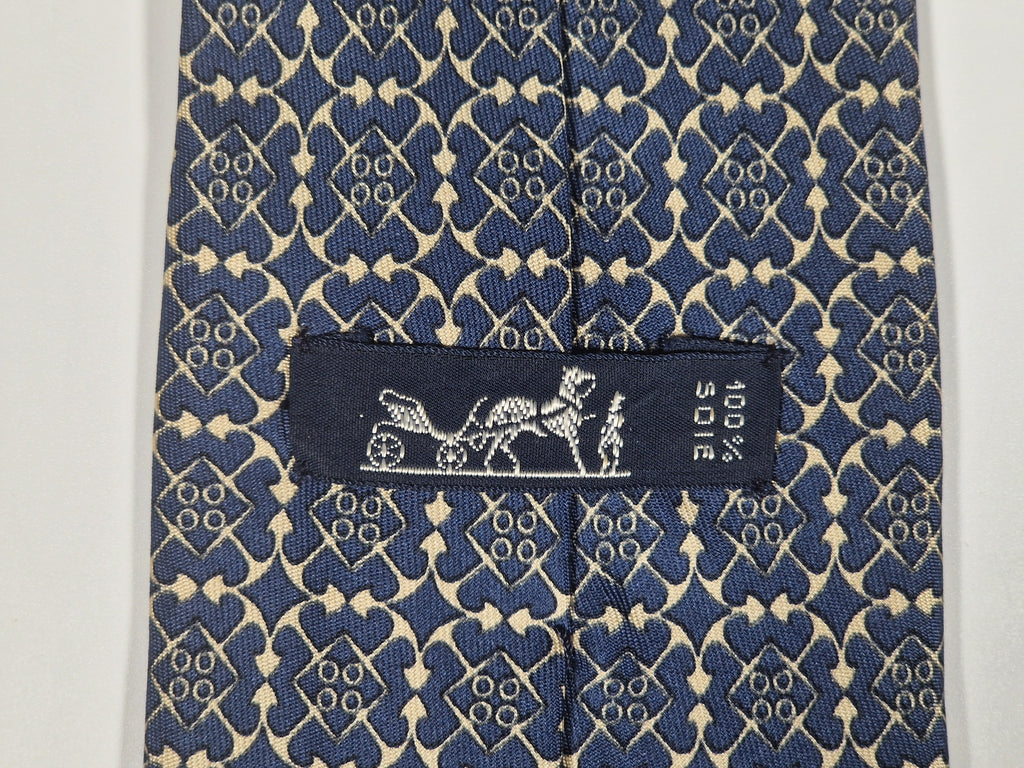 00679 Hermès silk tie blue navy pattern 679 OA