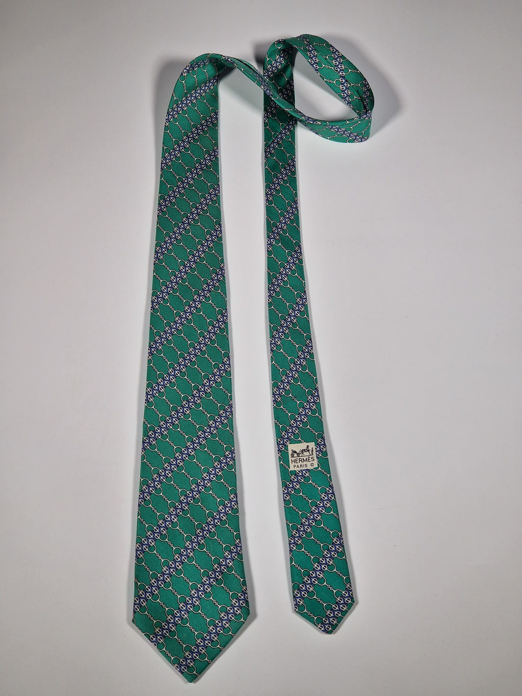 007077 Hermès silk tie green equestrian pattern 7077 OA