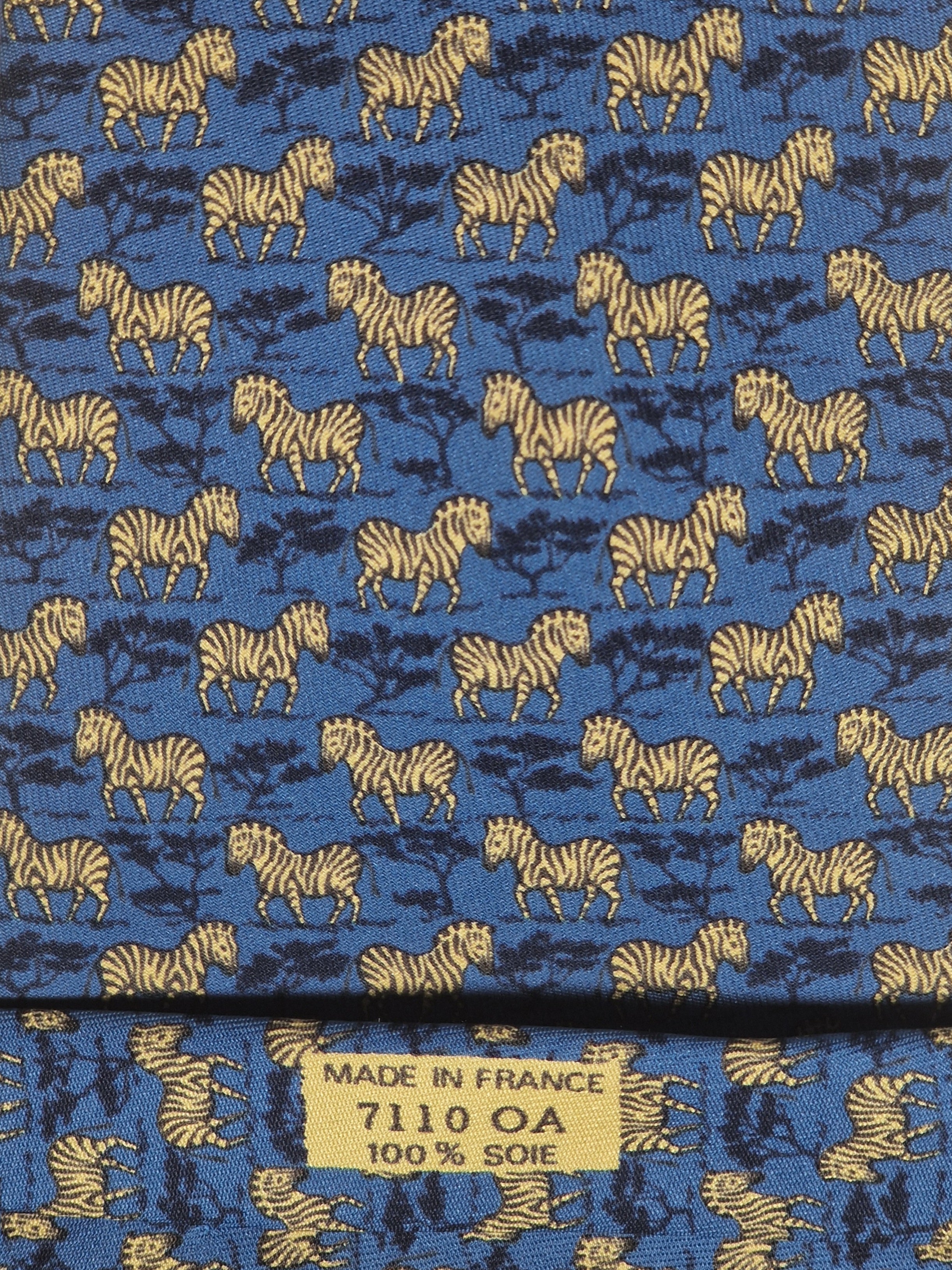 007110 Hermès silk tie blu zebra pattern 7110 OA