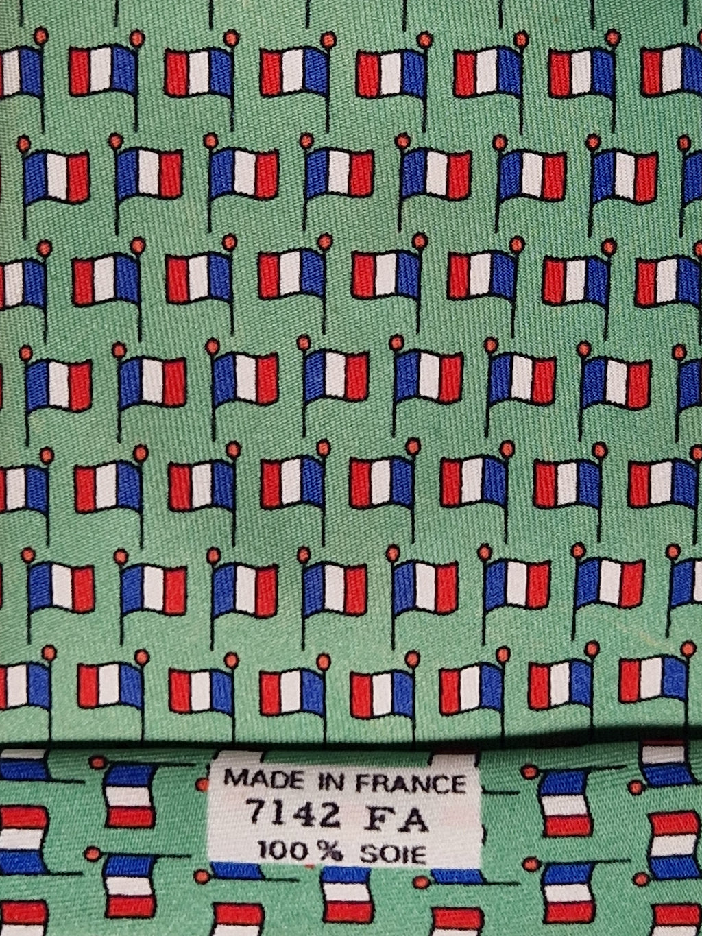 Hermés 7142 FA Tie