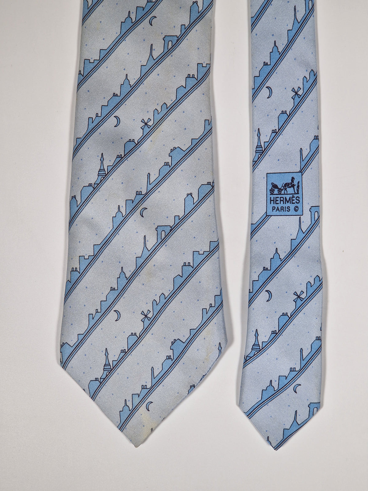 007163 Hermès tie blue Paris skyline 7163 FA