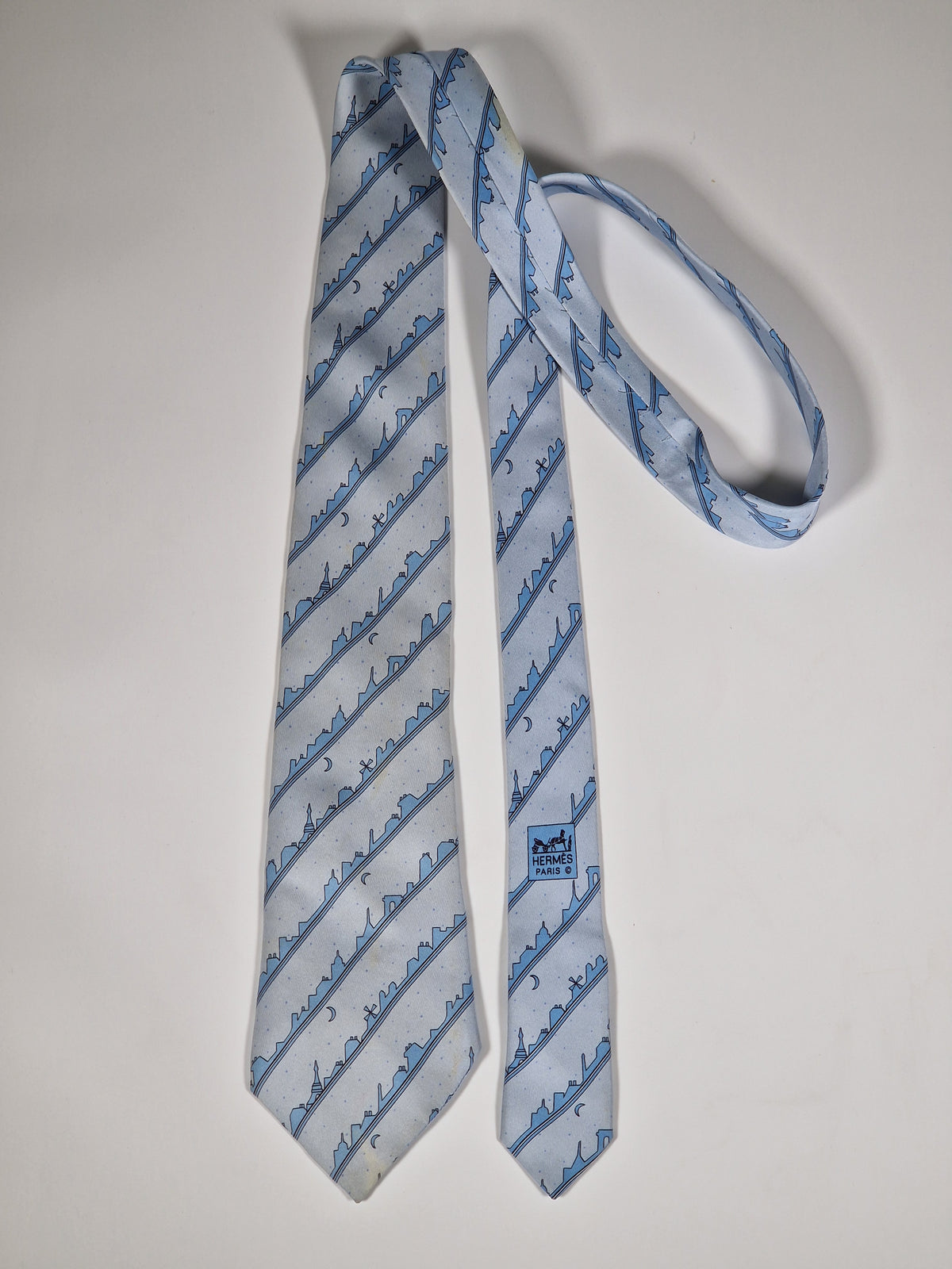 007163 Hermès tie blue Paris skyline 7163 FA