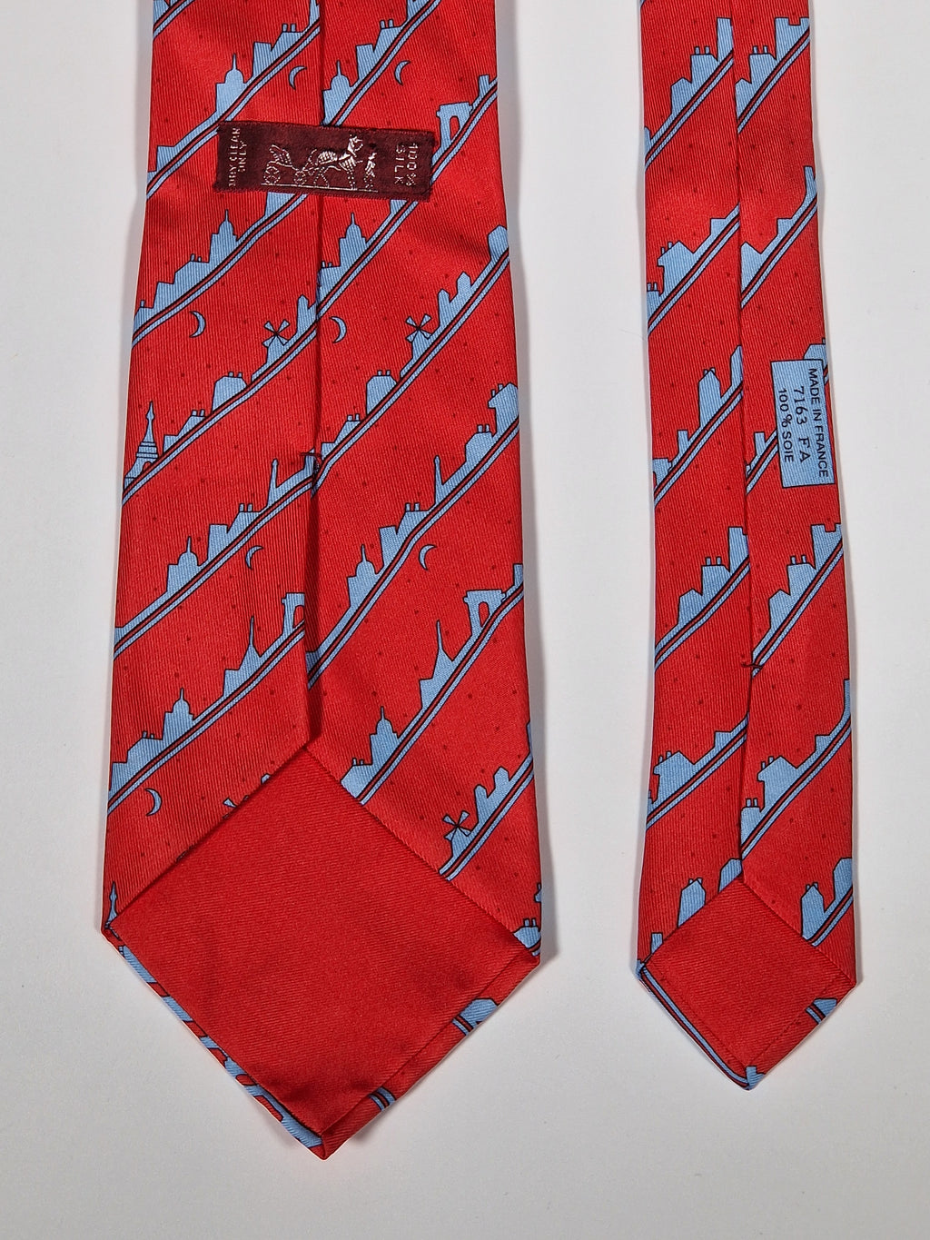 007163 Hermès tie red Paris skyline 7163 FA