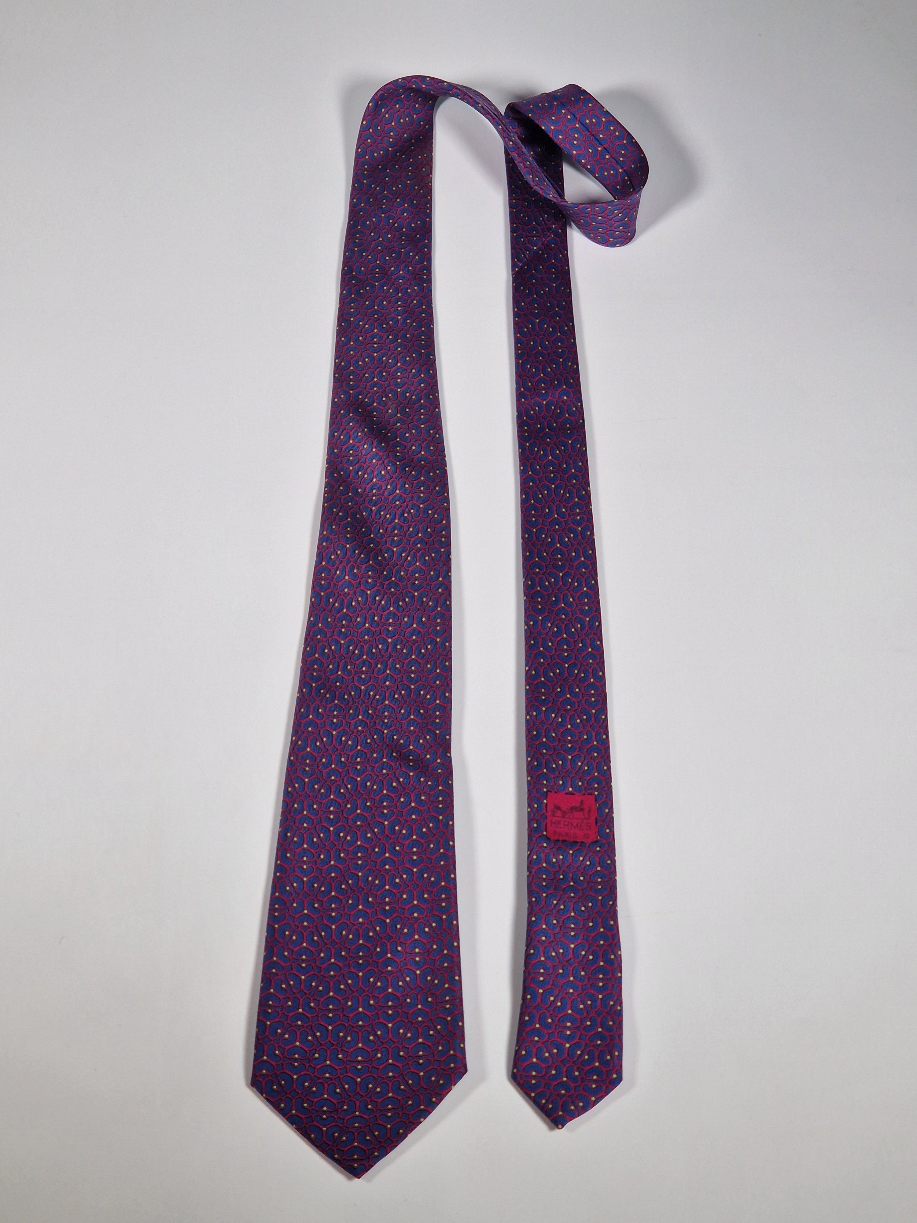Hermès silk tie blue red equestrian pattern Hermès 7179 UA tie blue