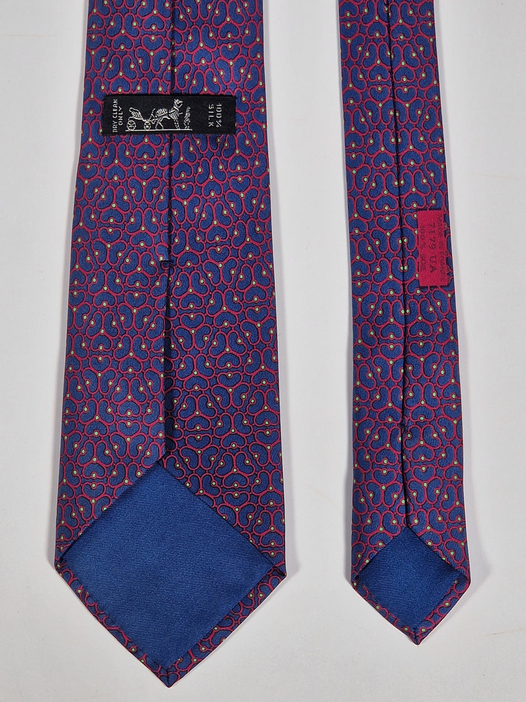 Hermès silk tie blue red equestrian pattern Hermès 7179 UA tie blue