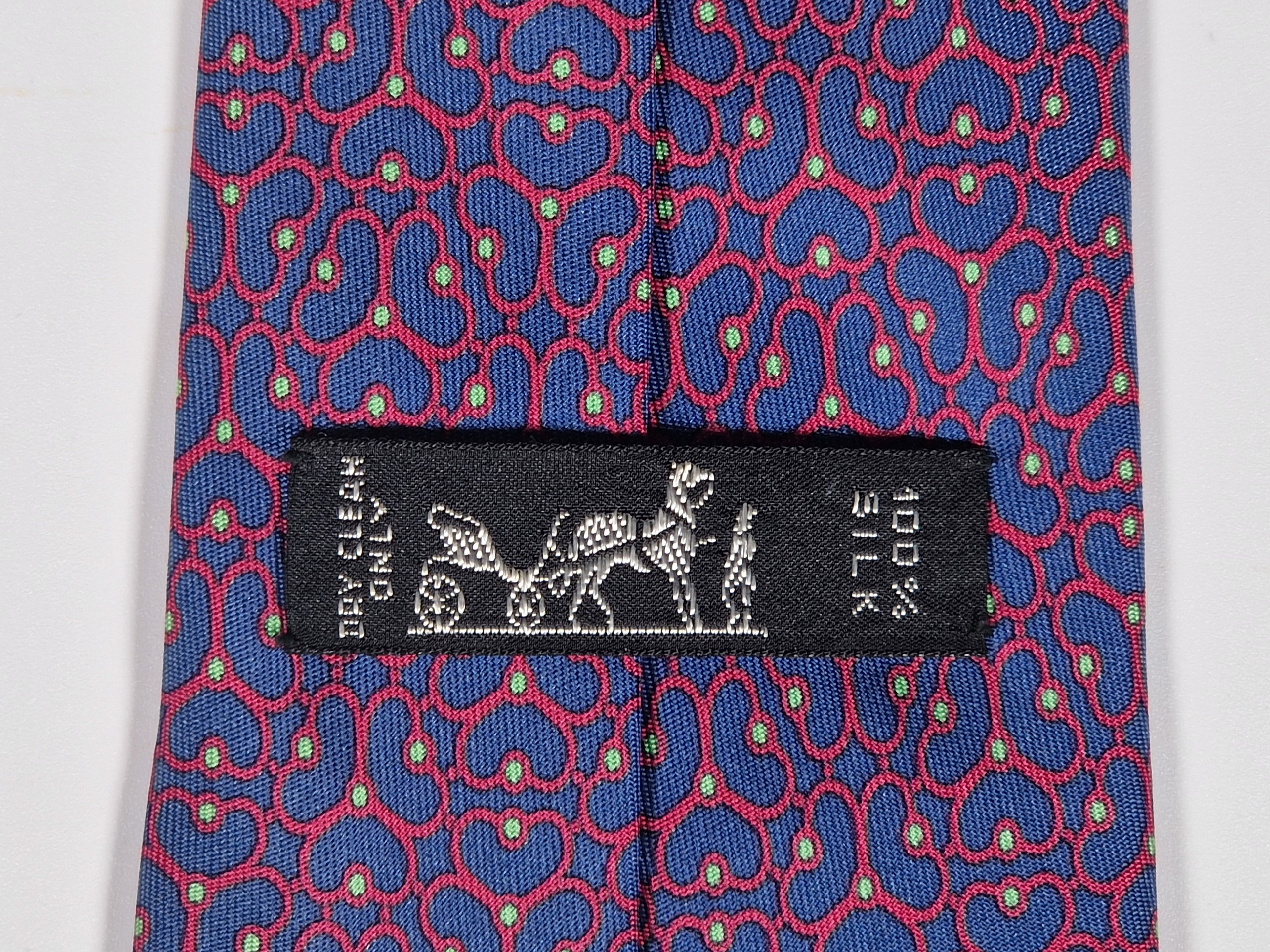Hermès silk tie blue red equestrian pattern Hermès 7179 UA tie blue