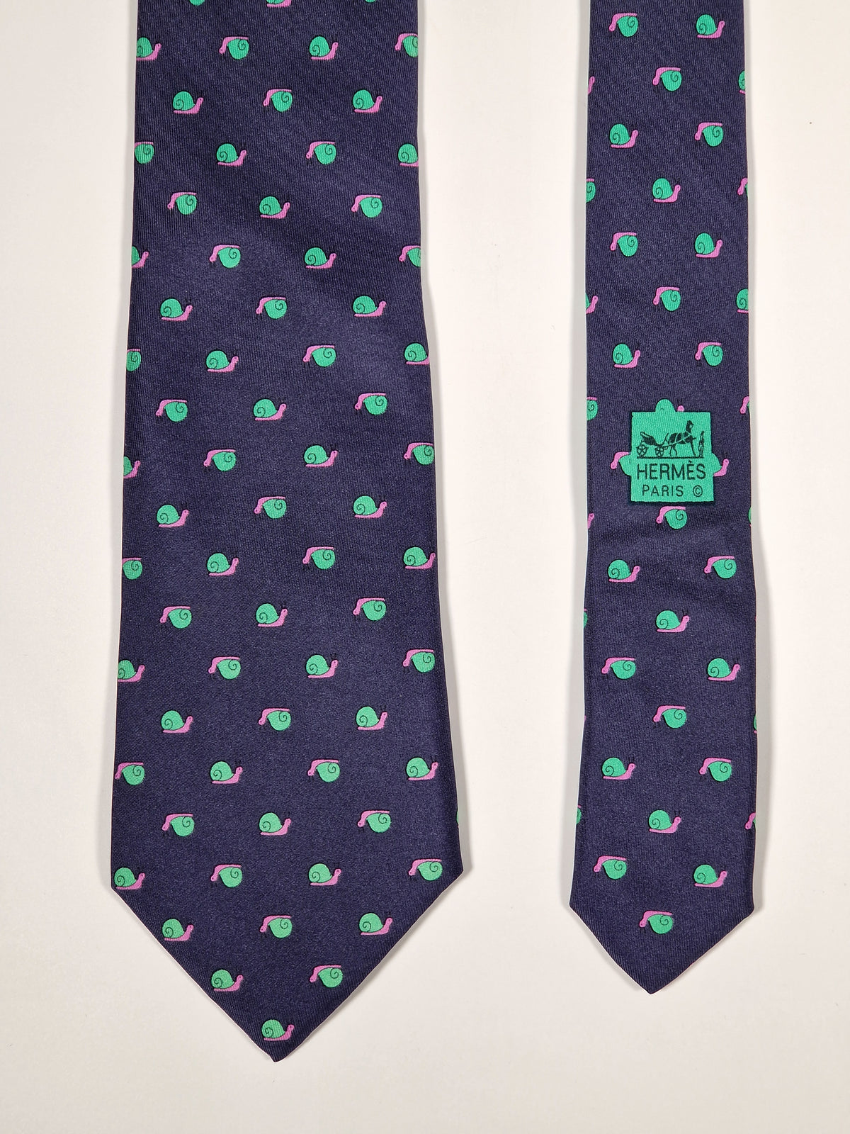 007207 Hermès tie blue snail pattern 7207 UA