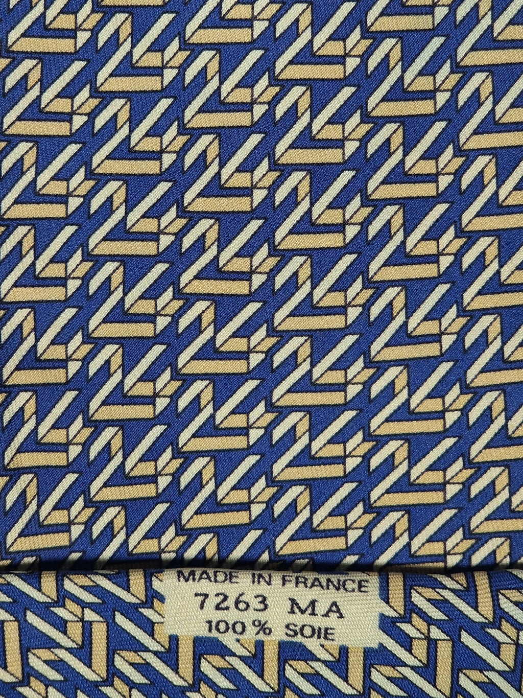 Hermés 7263 MA "Le Mans" Tie