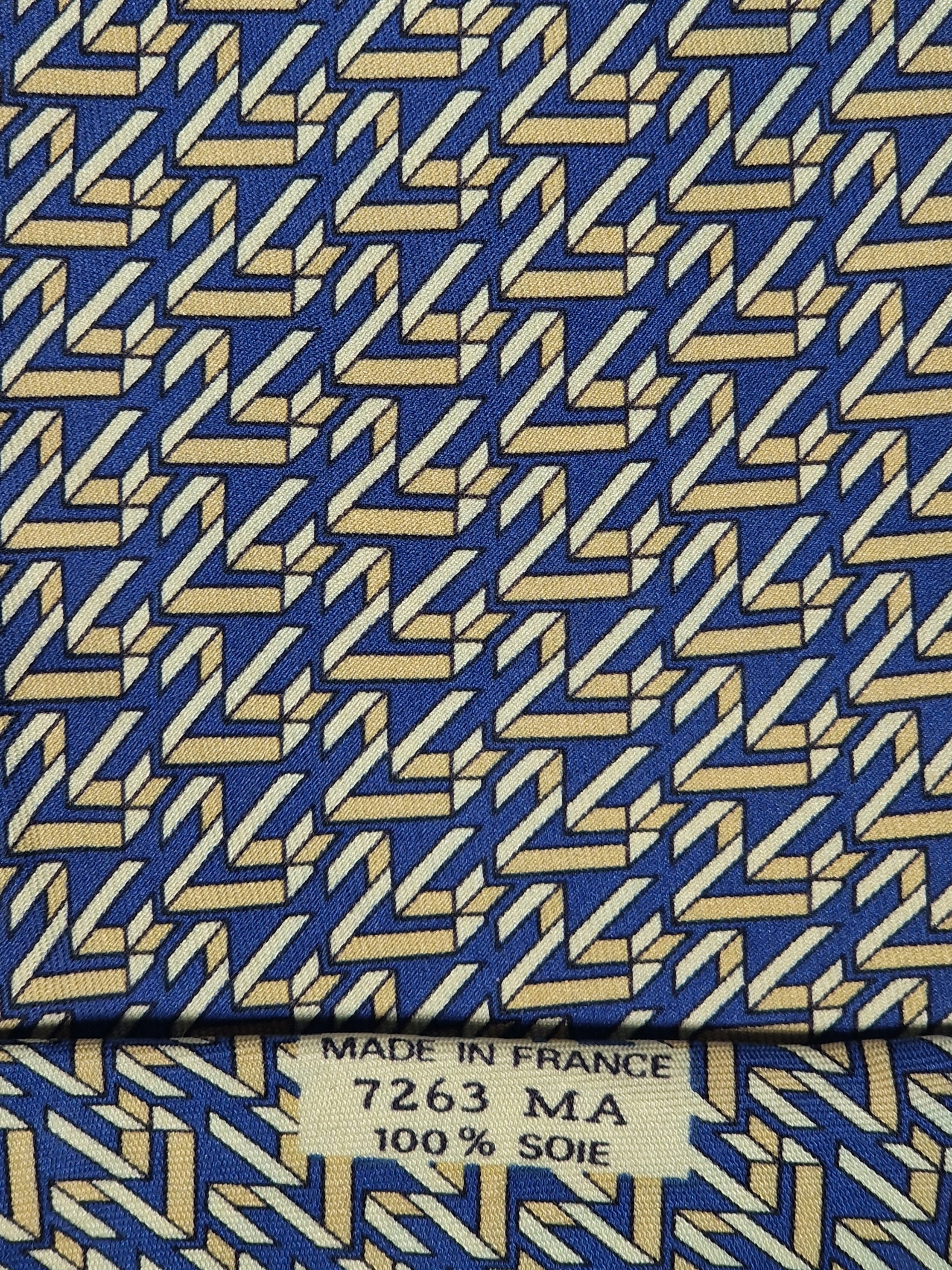 Hermés 7263 MA "Le Mans" Tie