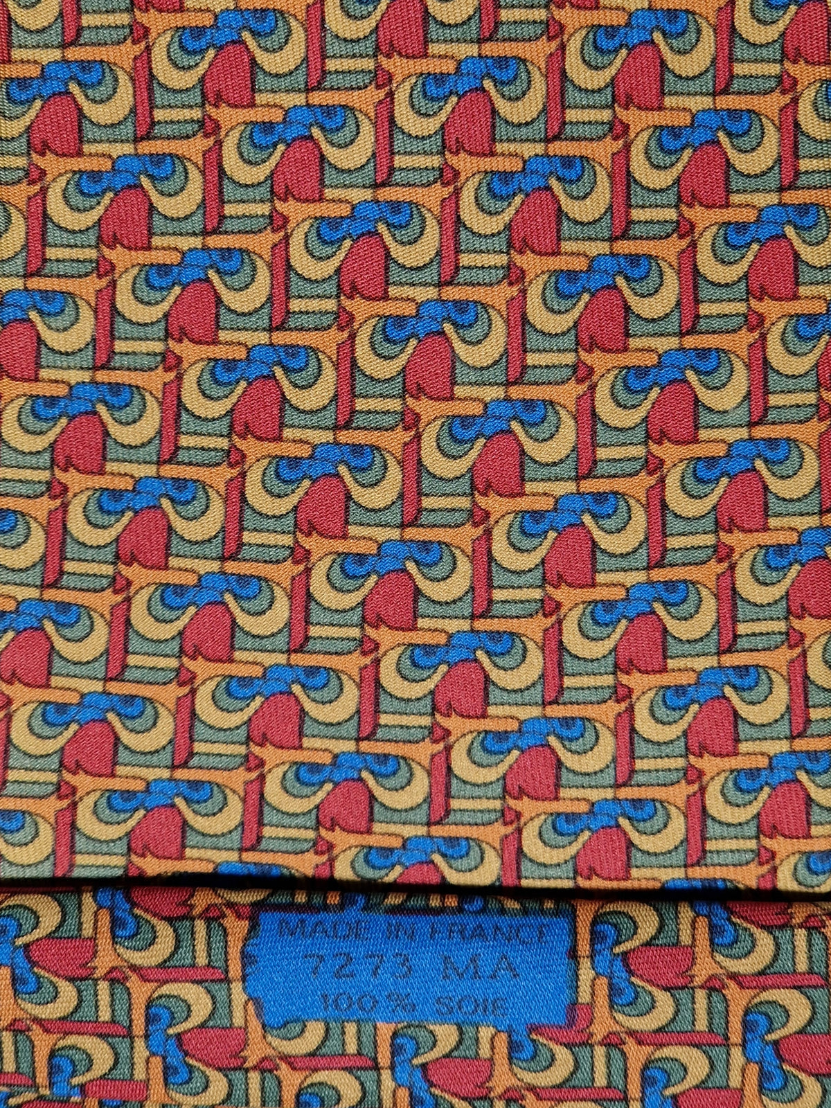 007273 Hermès tie whimsical falcon pattern 7273 MA