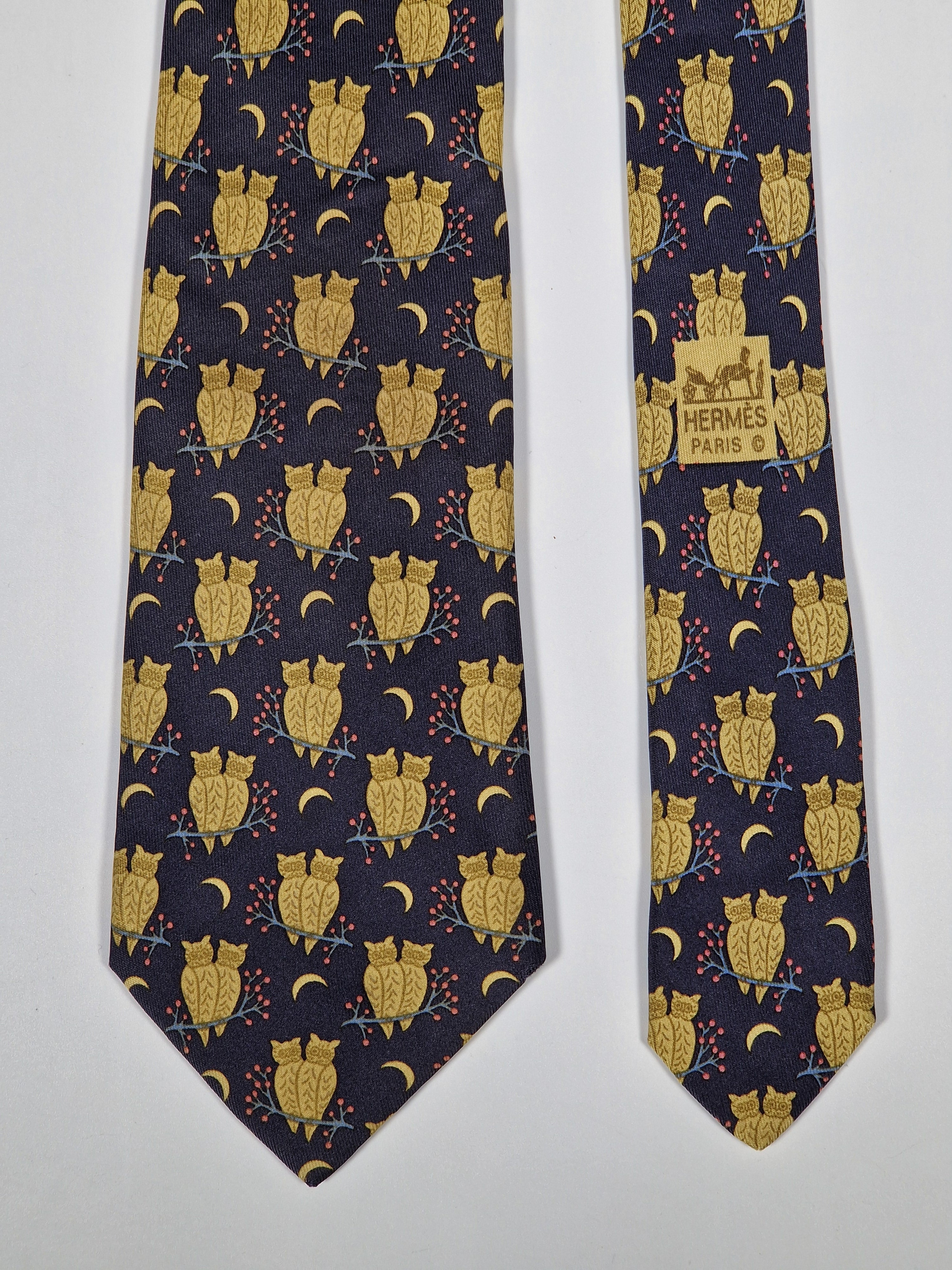 Hermès silk tie grey owl whimsical pattern 7275 MA