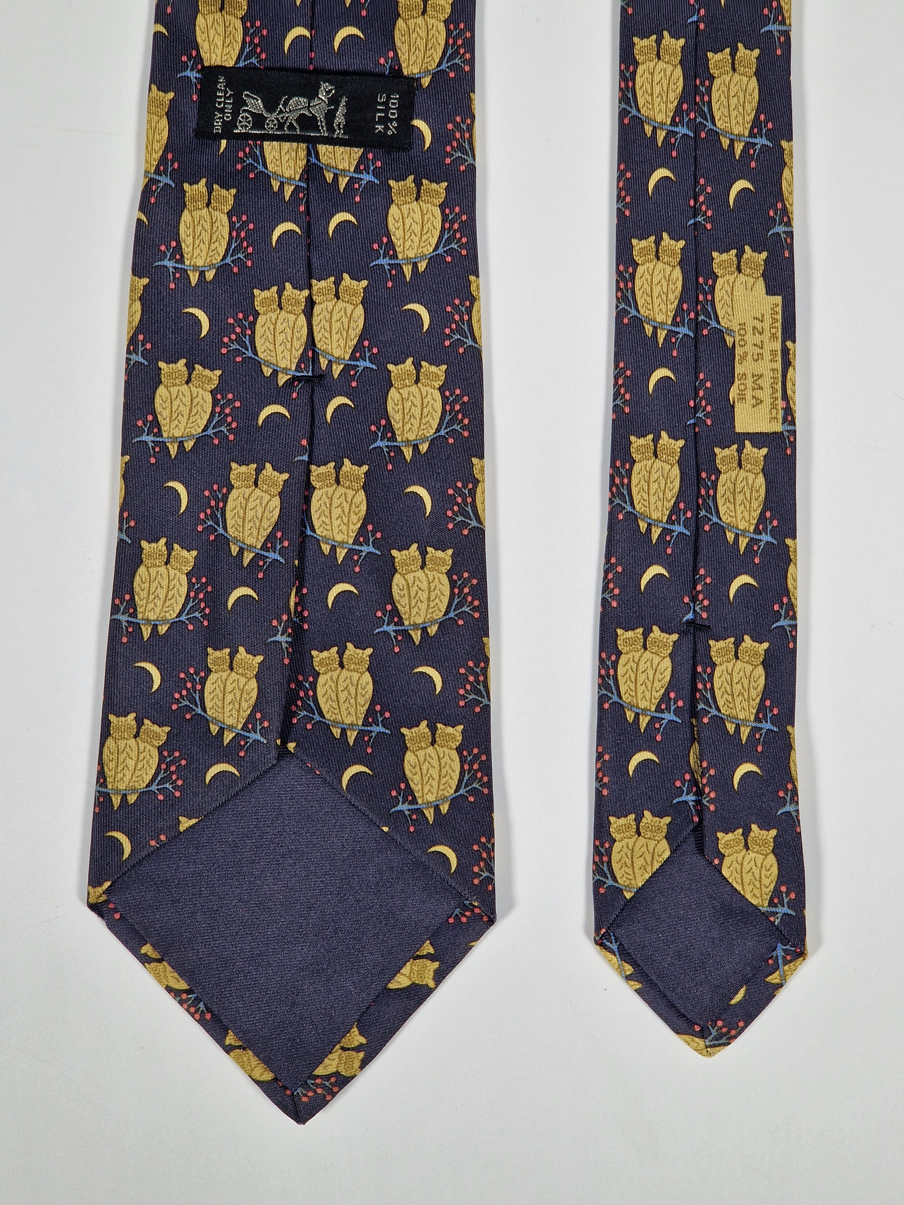 Hermès silk tie grey owl whimsical pattern 7275 MA