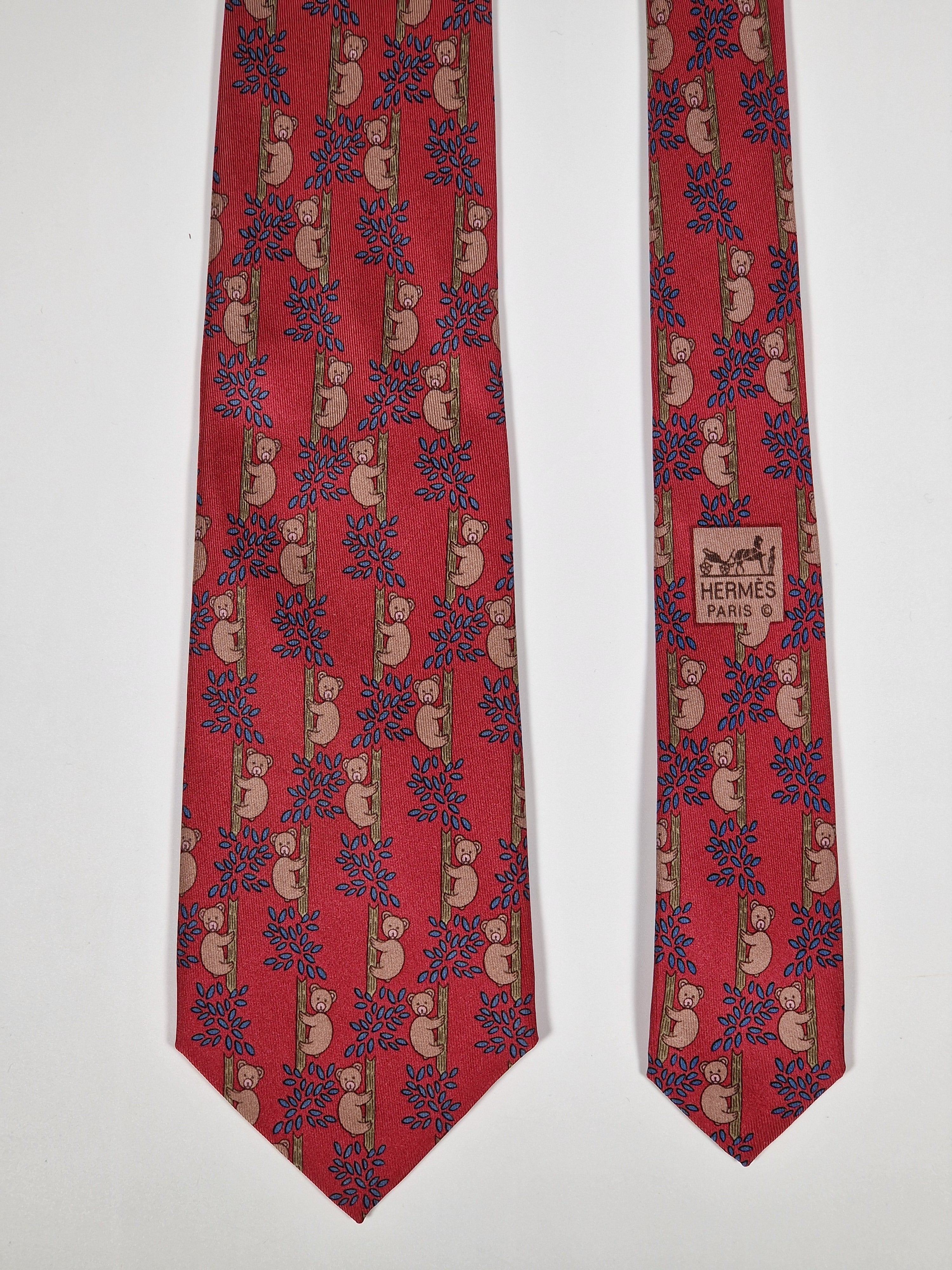 Hermès silk tie red climbing bear  7282 MA
