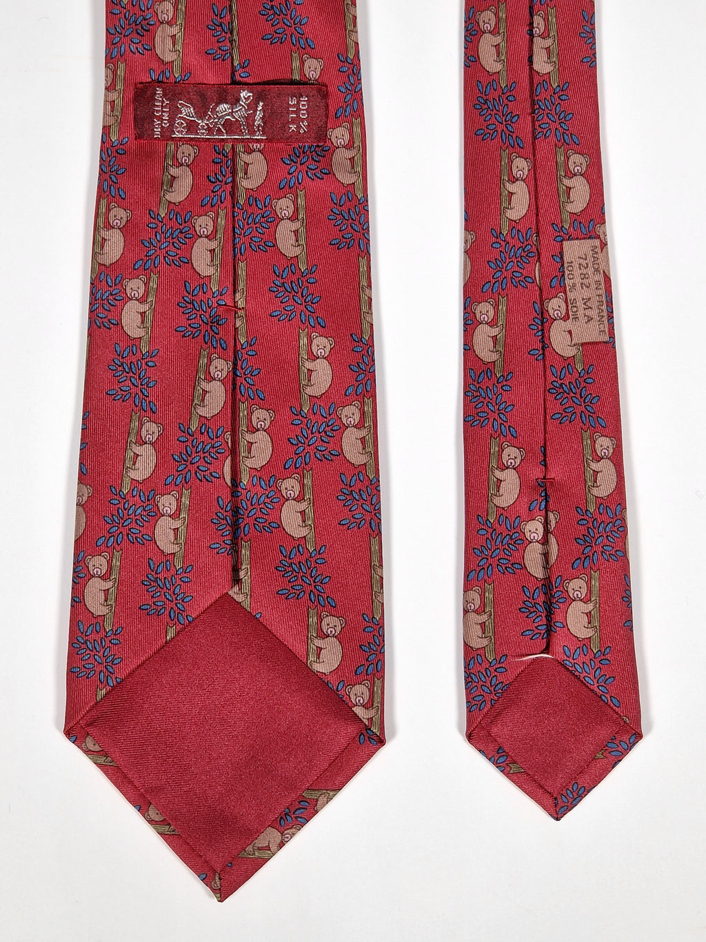 Hermès silk tie red climbing bear  7282 MA