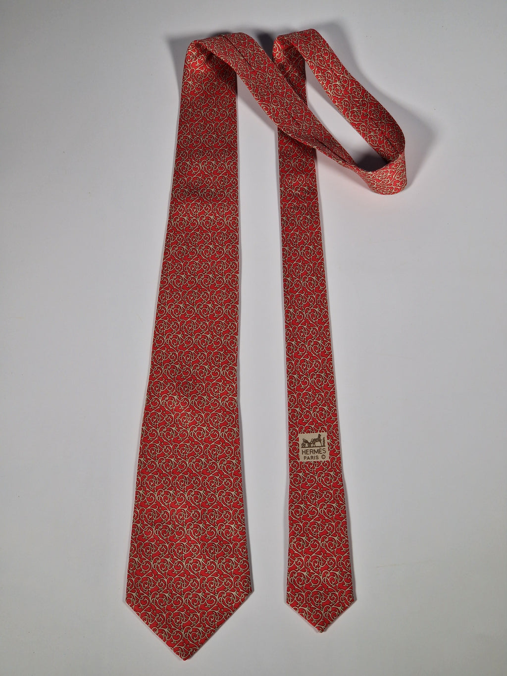 Hermès silk tie red geometrical pattern 7311 EA