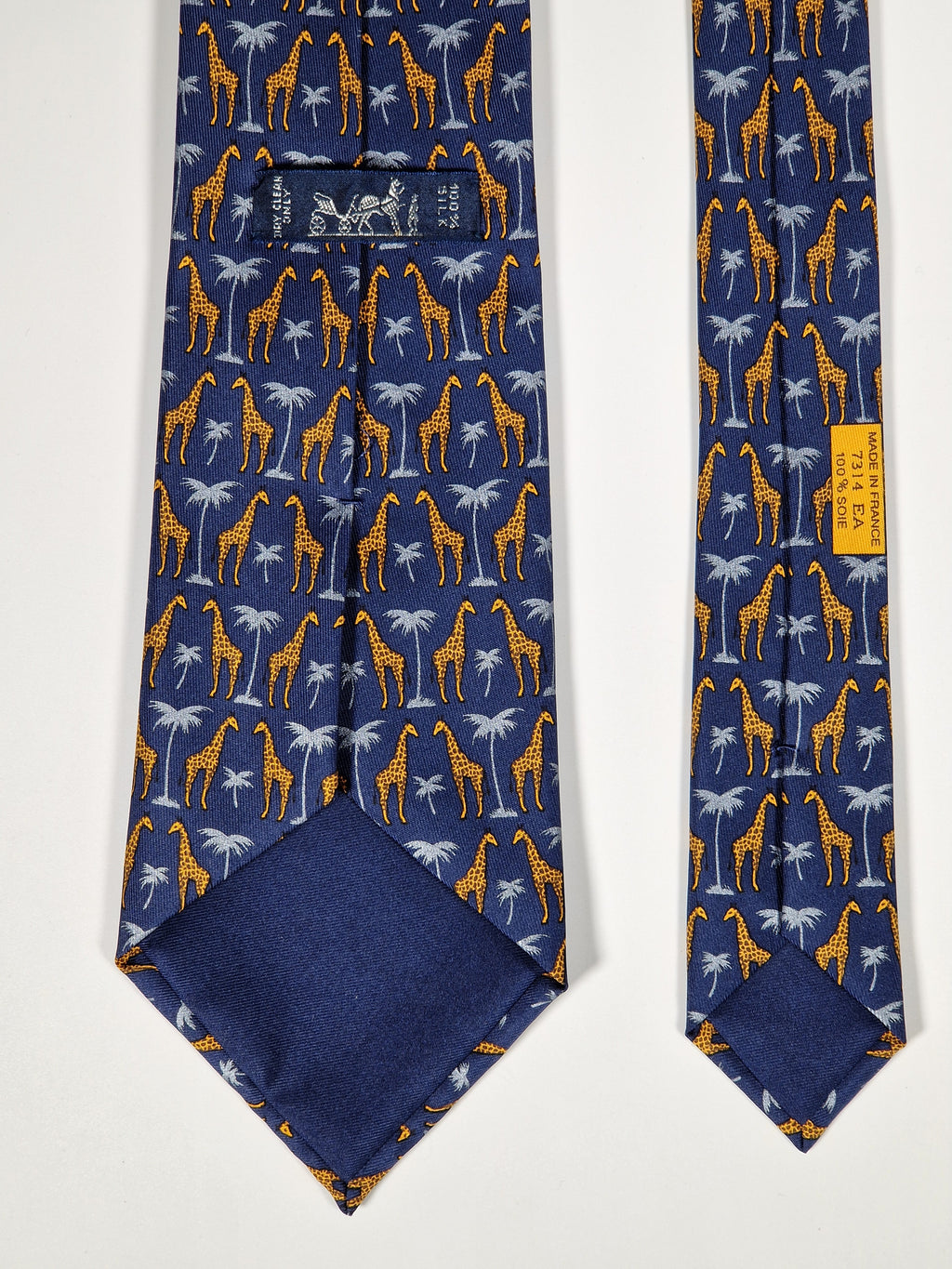 Hermès silk tie blue giraff whimsical pattern 7314 EA