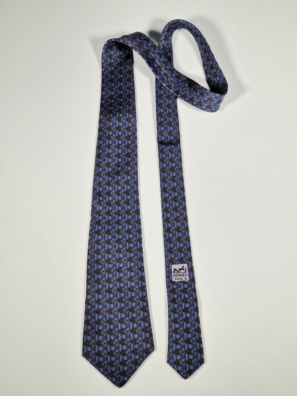 Hermès silk tie blue whimsical fishes 7322 EA