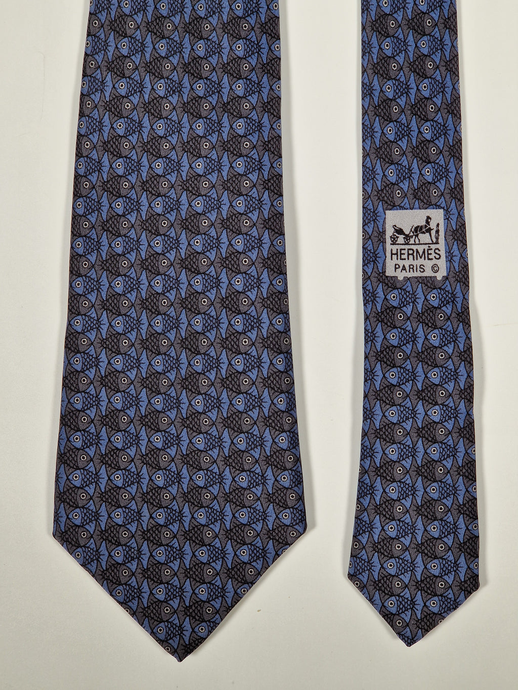 Hermès silk tie blue whimsical fishes 7322 EA