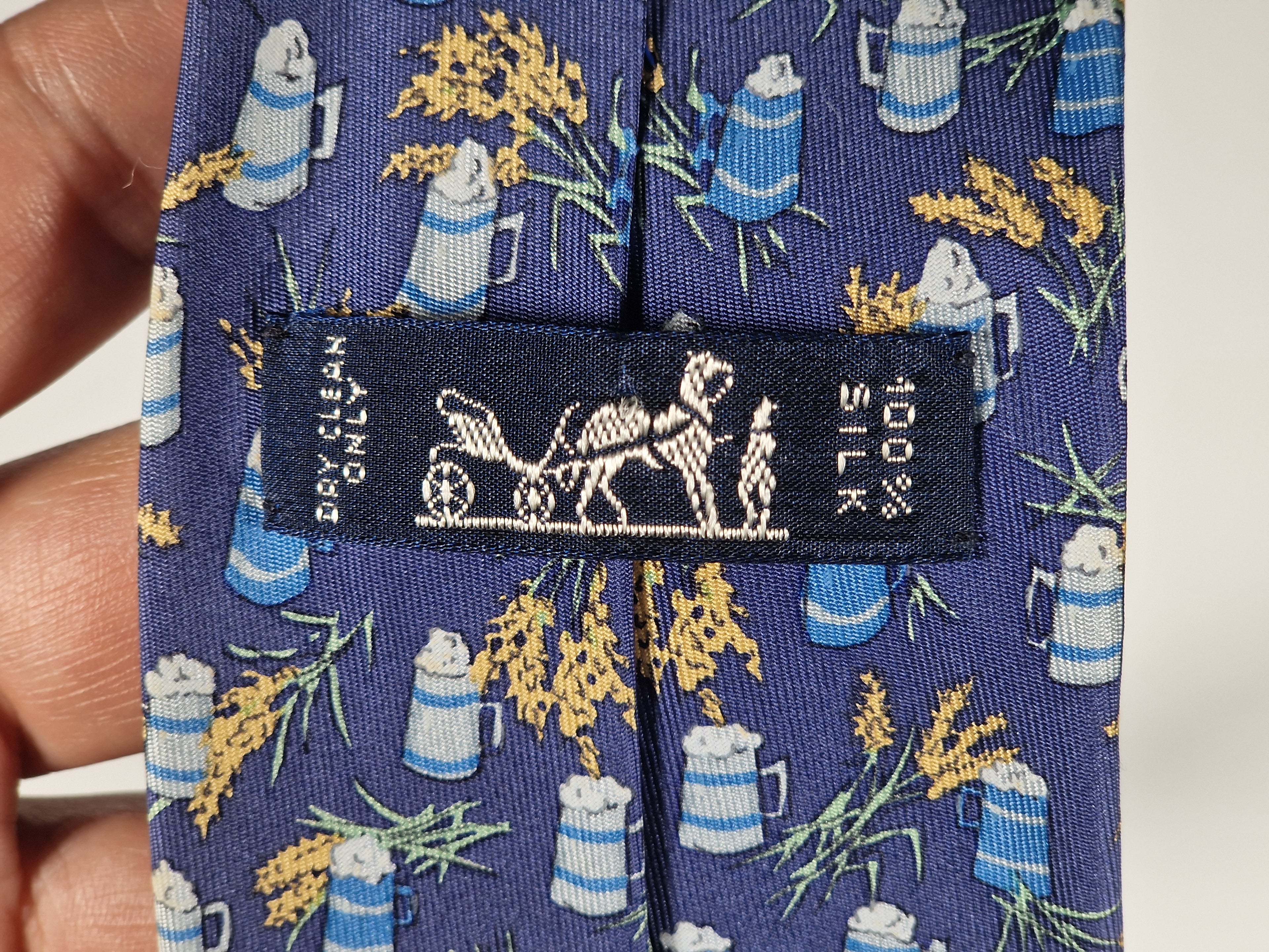 Hermès silk tie blue beer 7357 PA