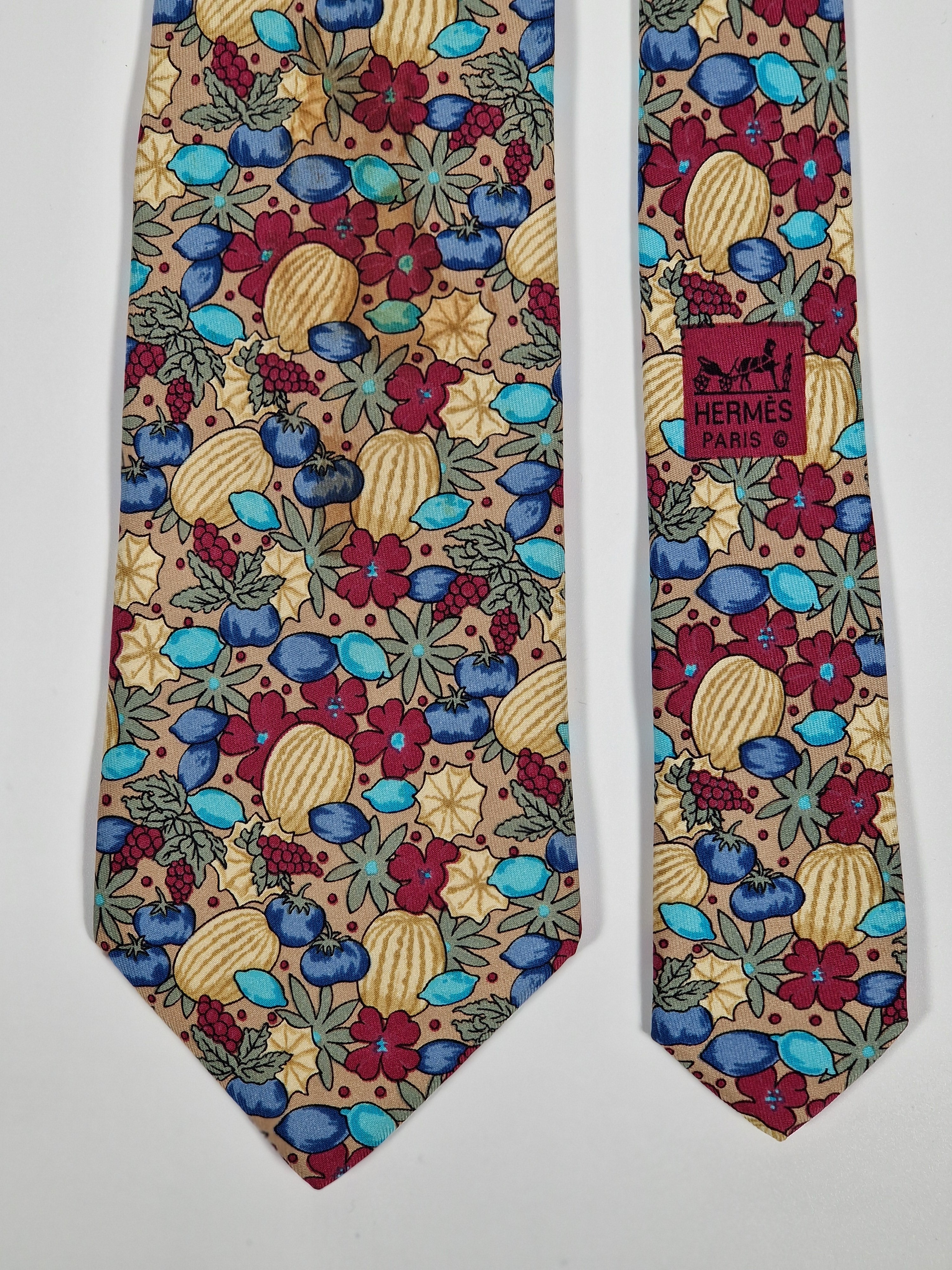 Hermés 7358 PA Tie