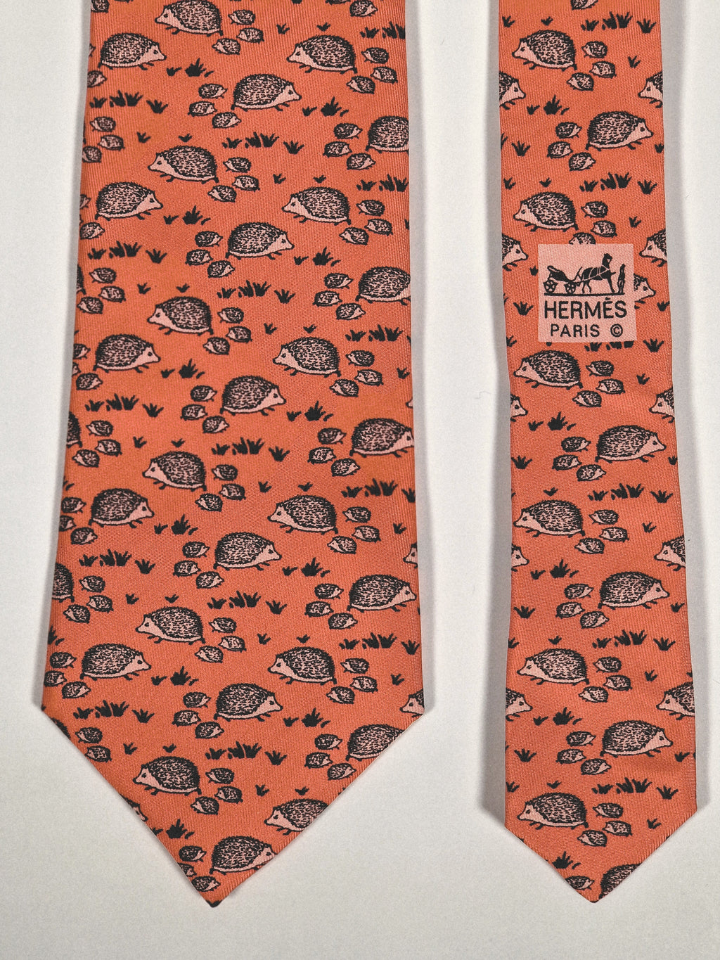 Hermés 7363 PA Tie