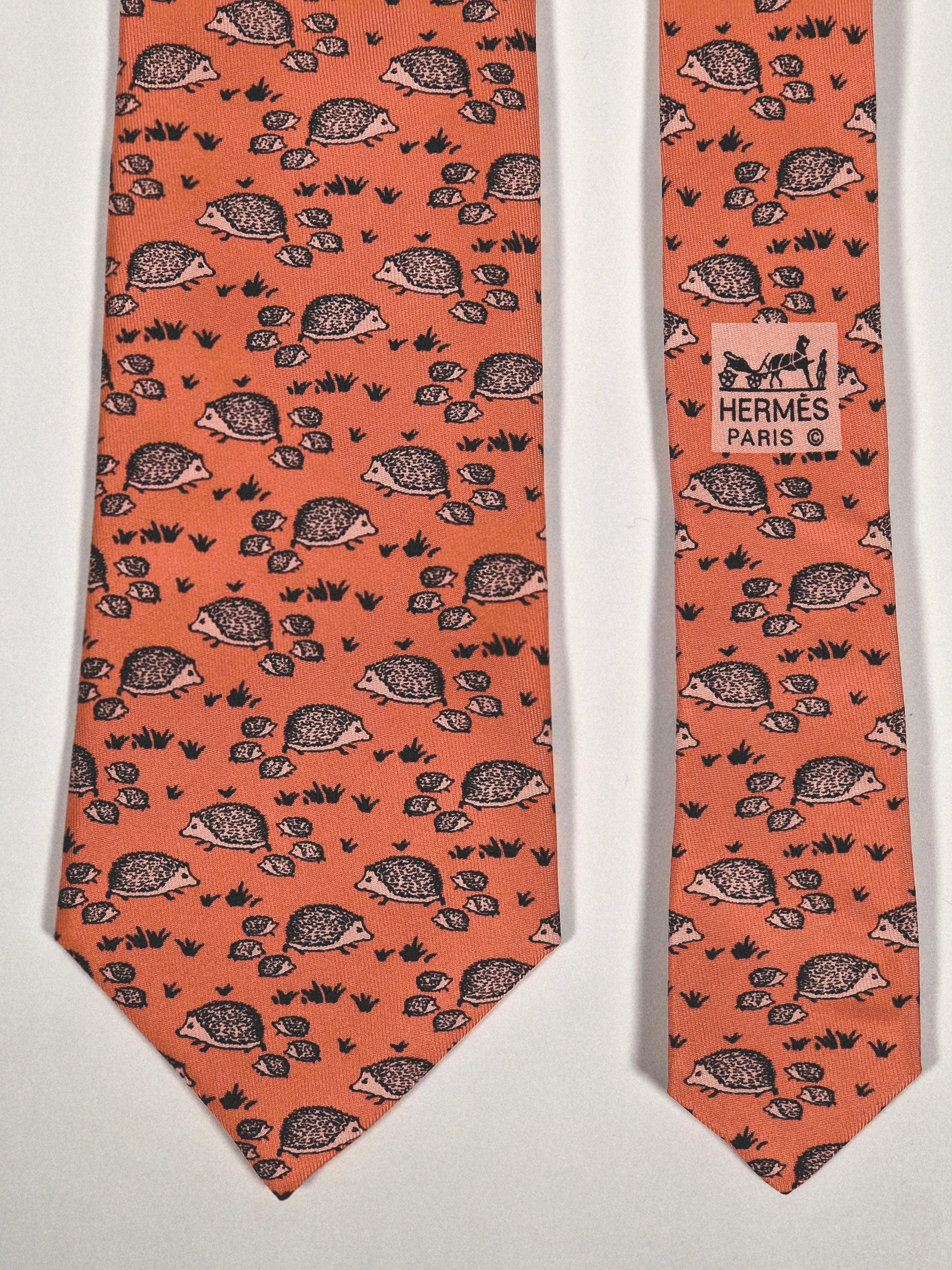 Hermés 7363 PA Tie