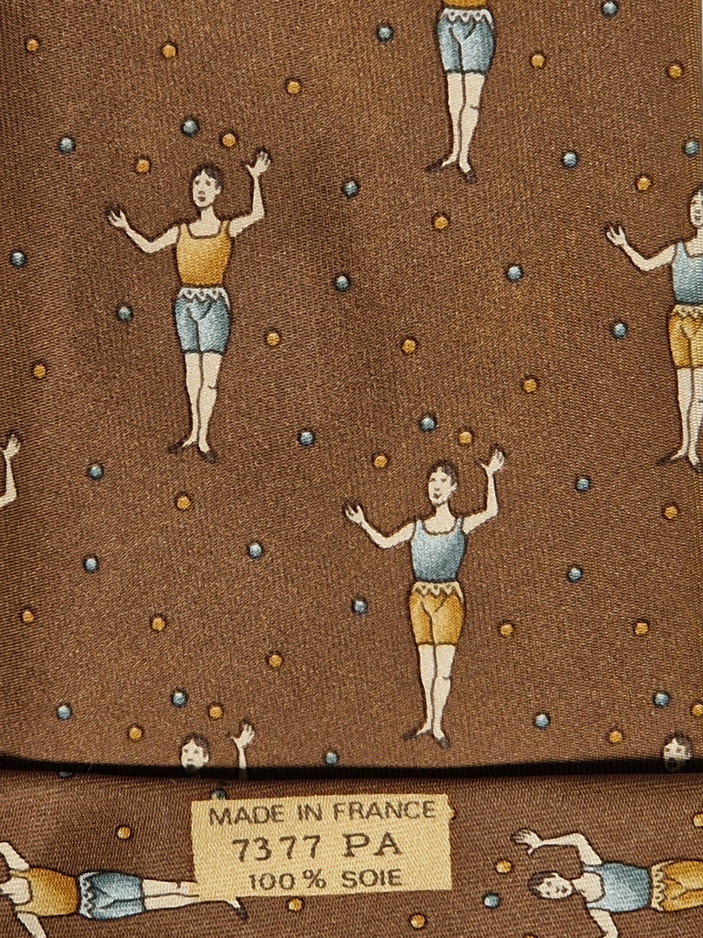 Hermés 7377 PA Tie