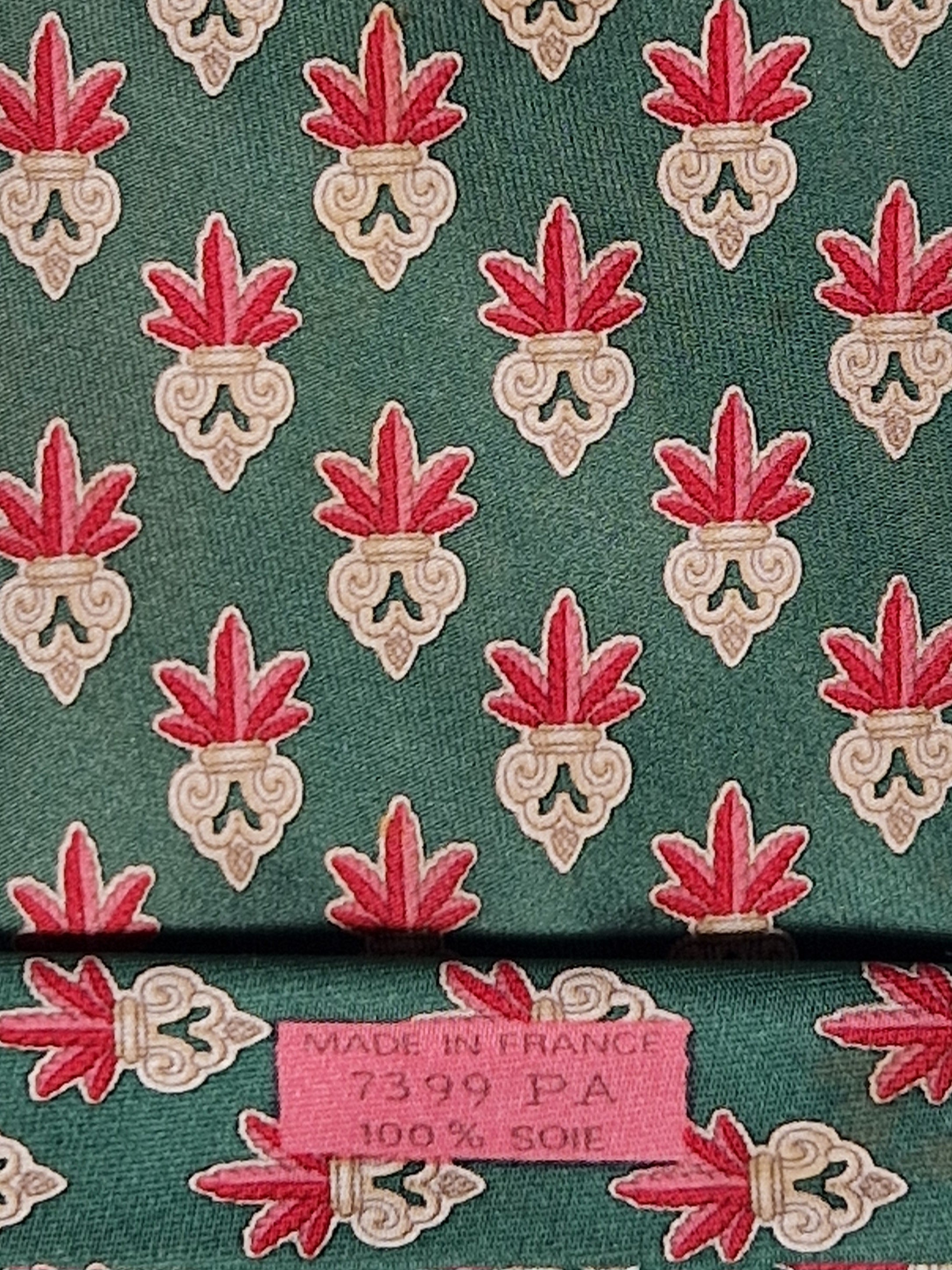 Hermés 7399 PA Tie