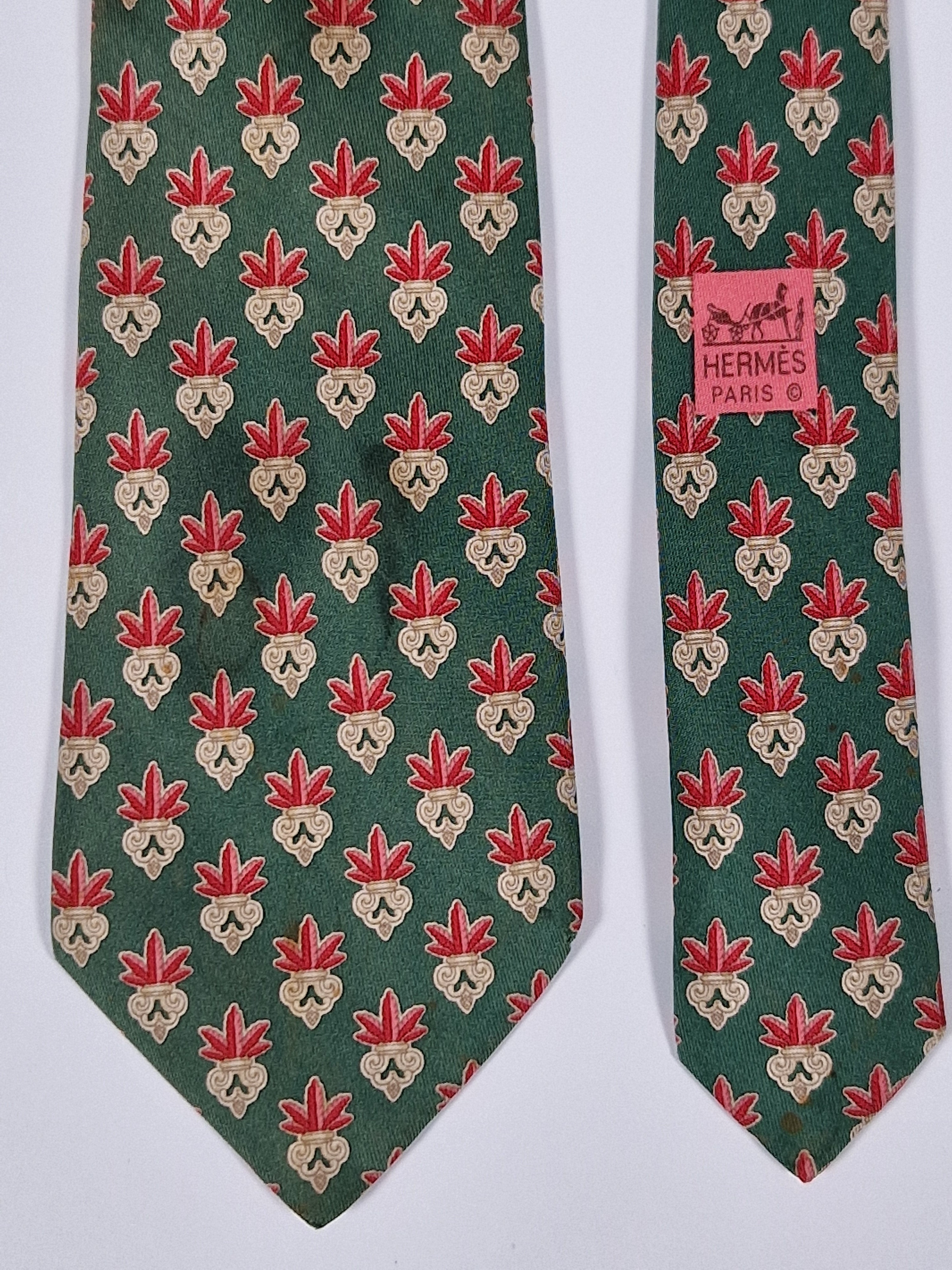 Hermés 7399 PA Tie