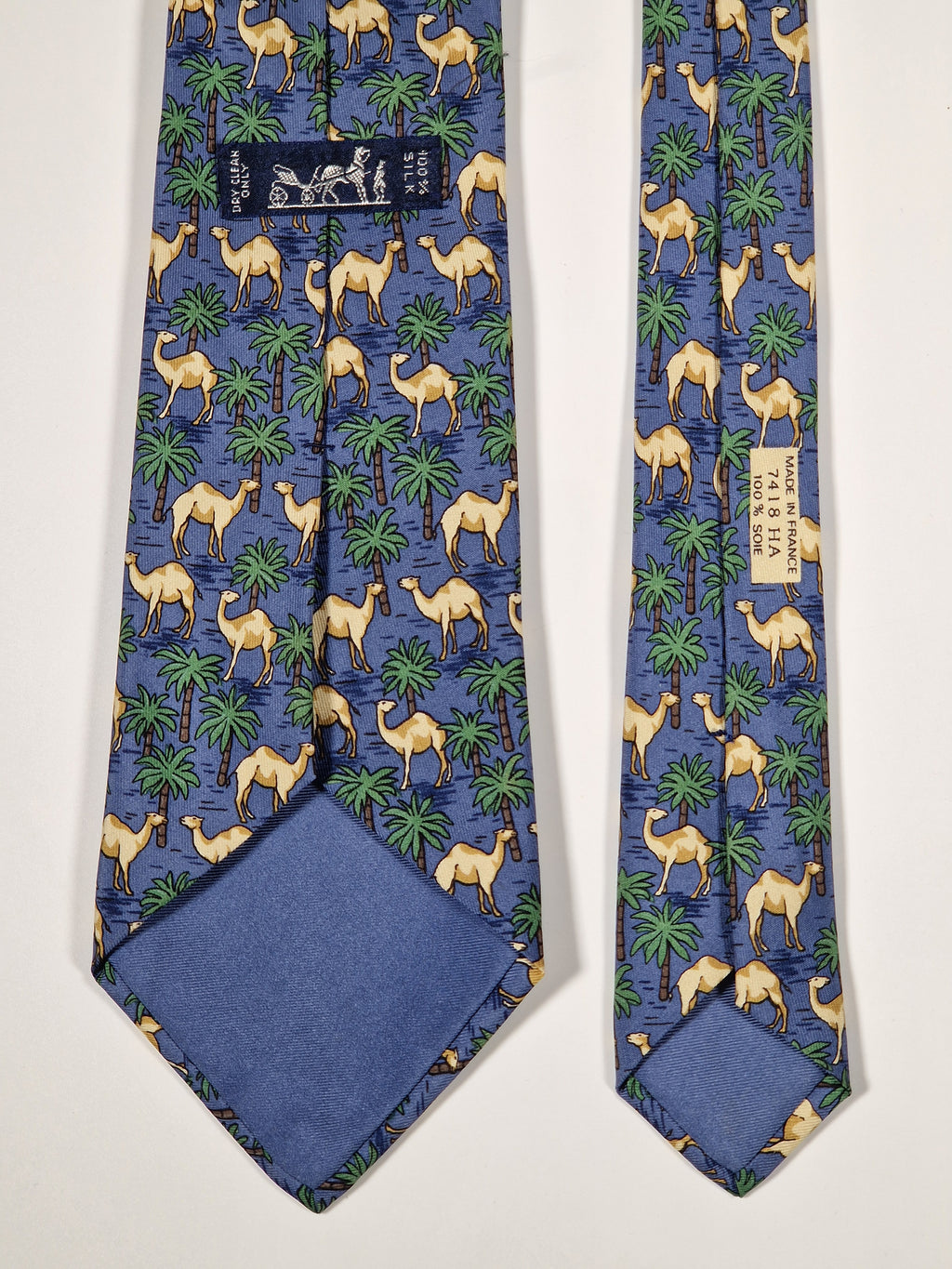 007418 Hermès tie blue dromedary pattern 7418 HA