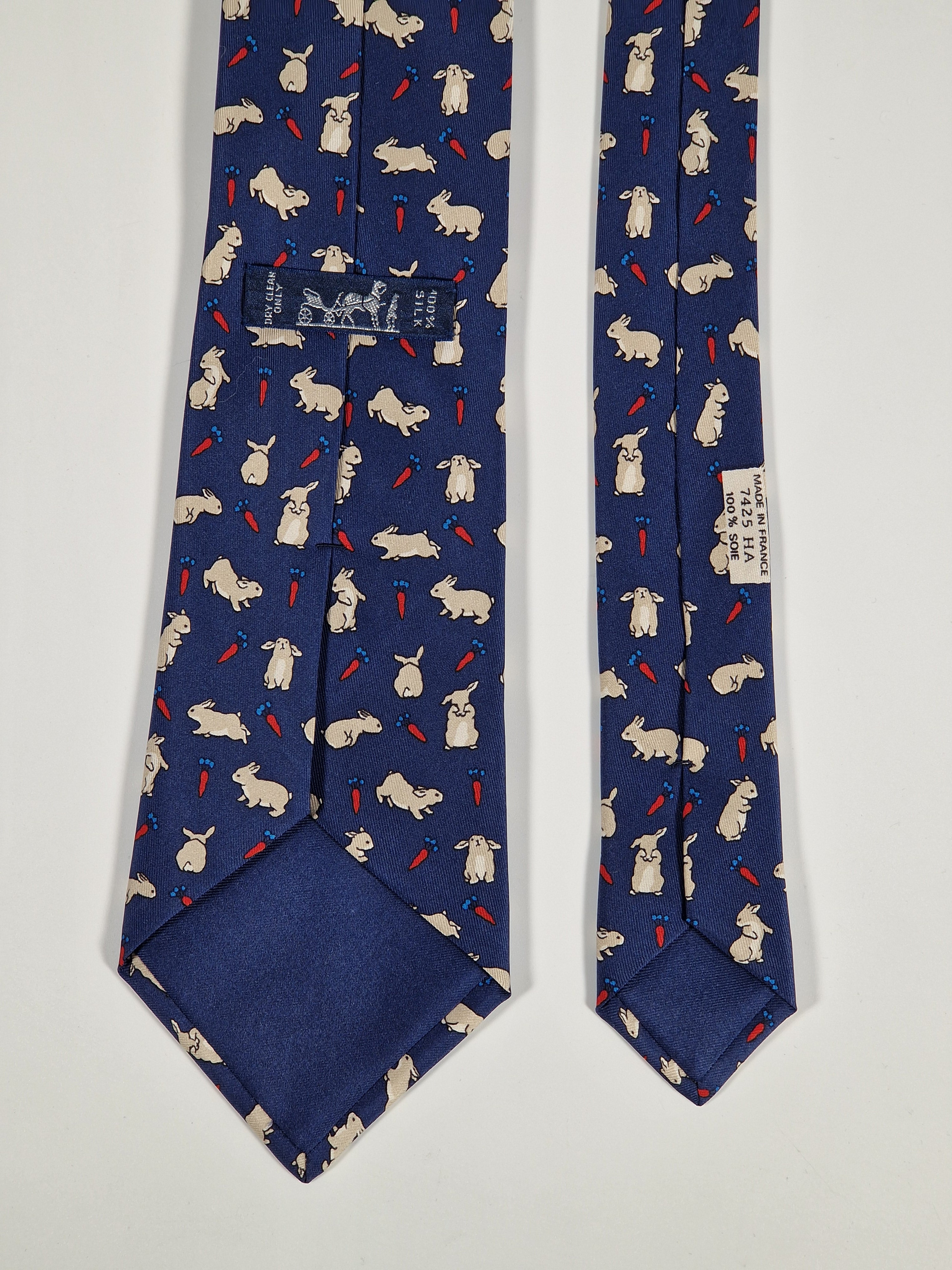 Hermés 7425 HA Tie Box